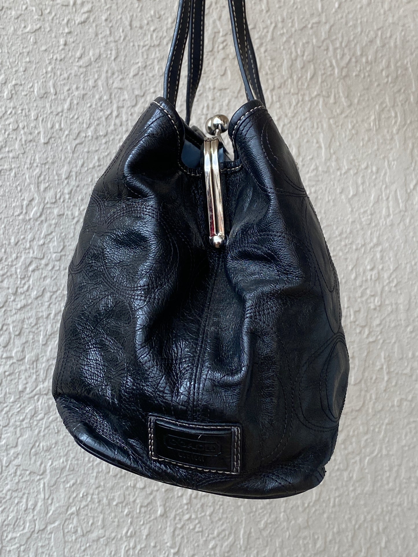 Vintage Y2K Coach Black Embossed Leather Shoulder Tote Bag Style F15658