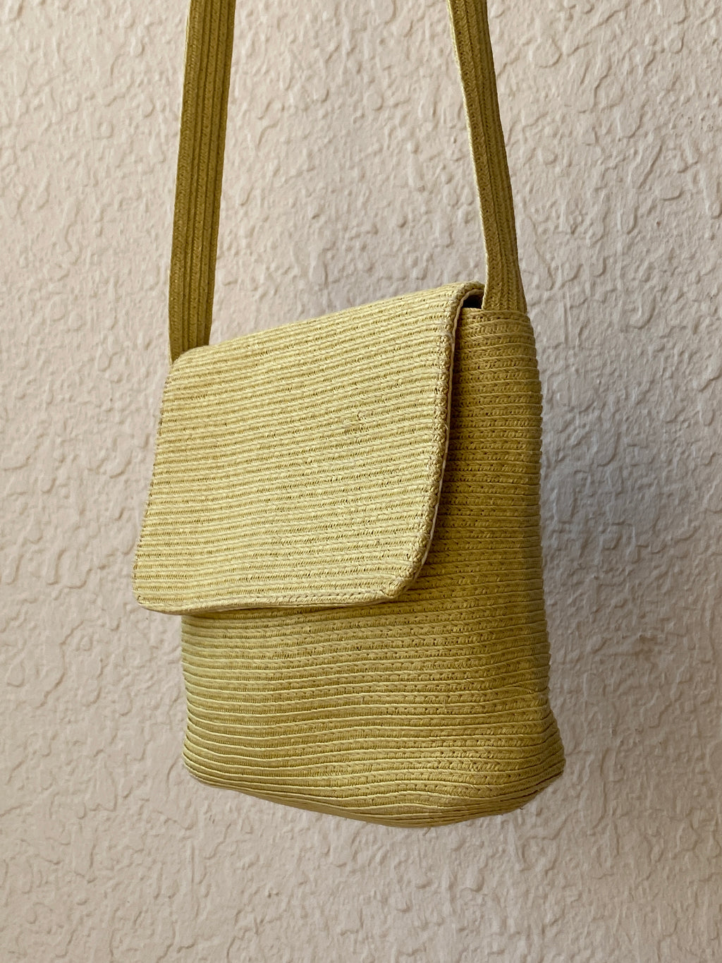 Y2K First Issue Liz Claiborne Pastel Yellow Woven Shoulder Bag - Vintage Summer Crossbody Purse