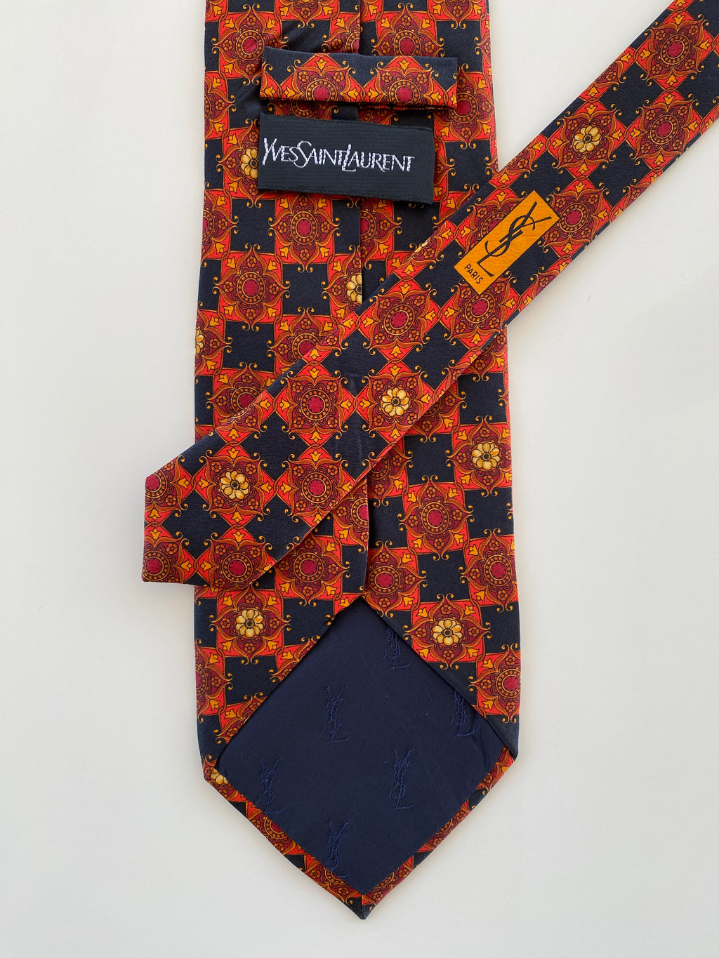 Vintage YSL Yves Saint Laurent Silk Men’s Red Black Printed Neck Tie