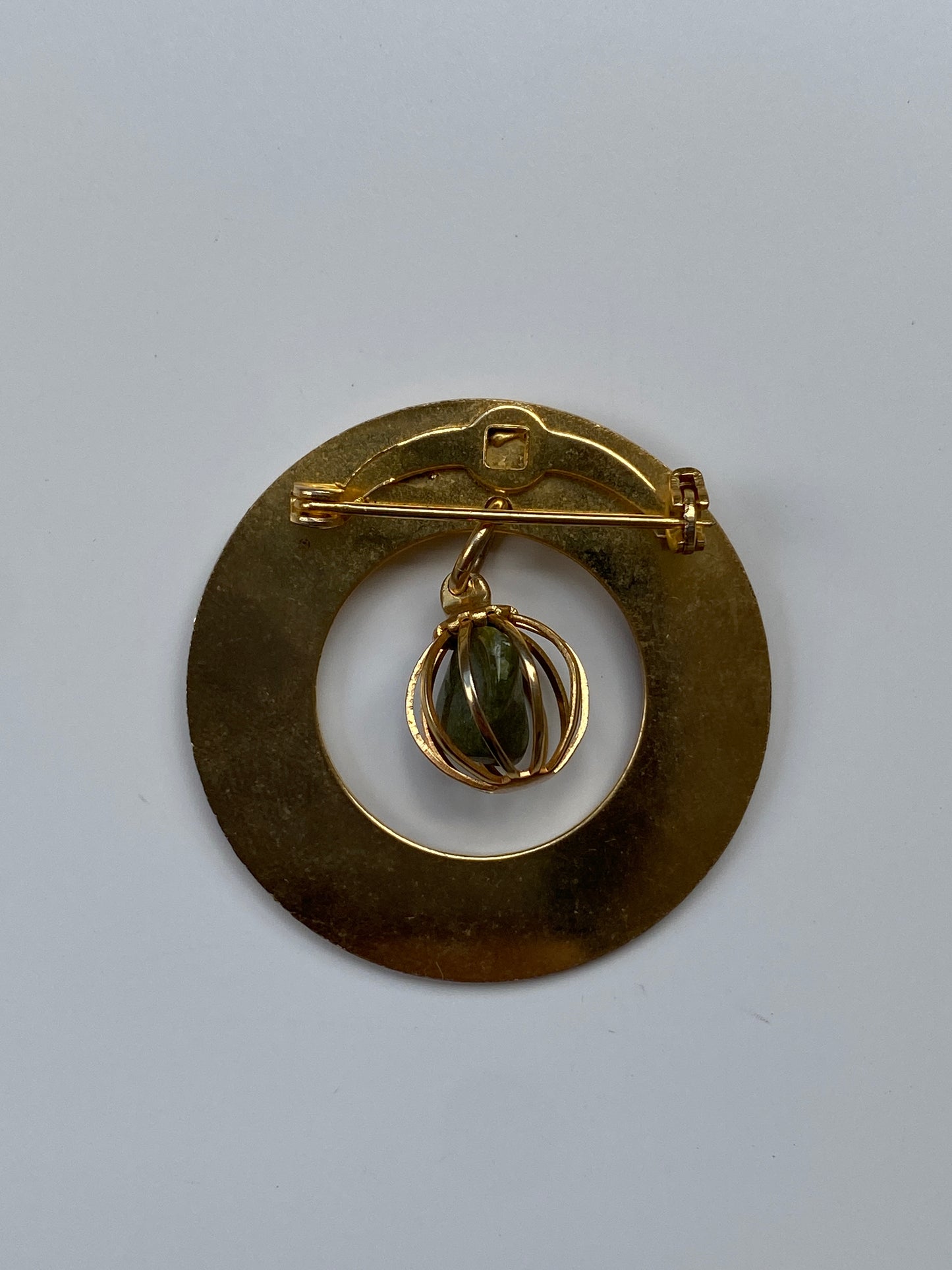 Vintage Gold Tone Geometric Brooch with Wire Wrapped Green Stone – Modernist Statement Pin