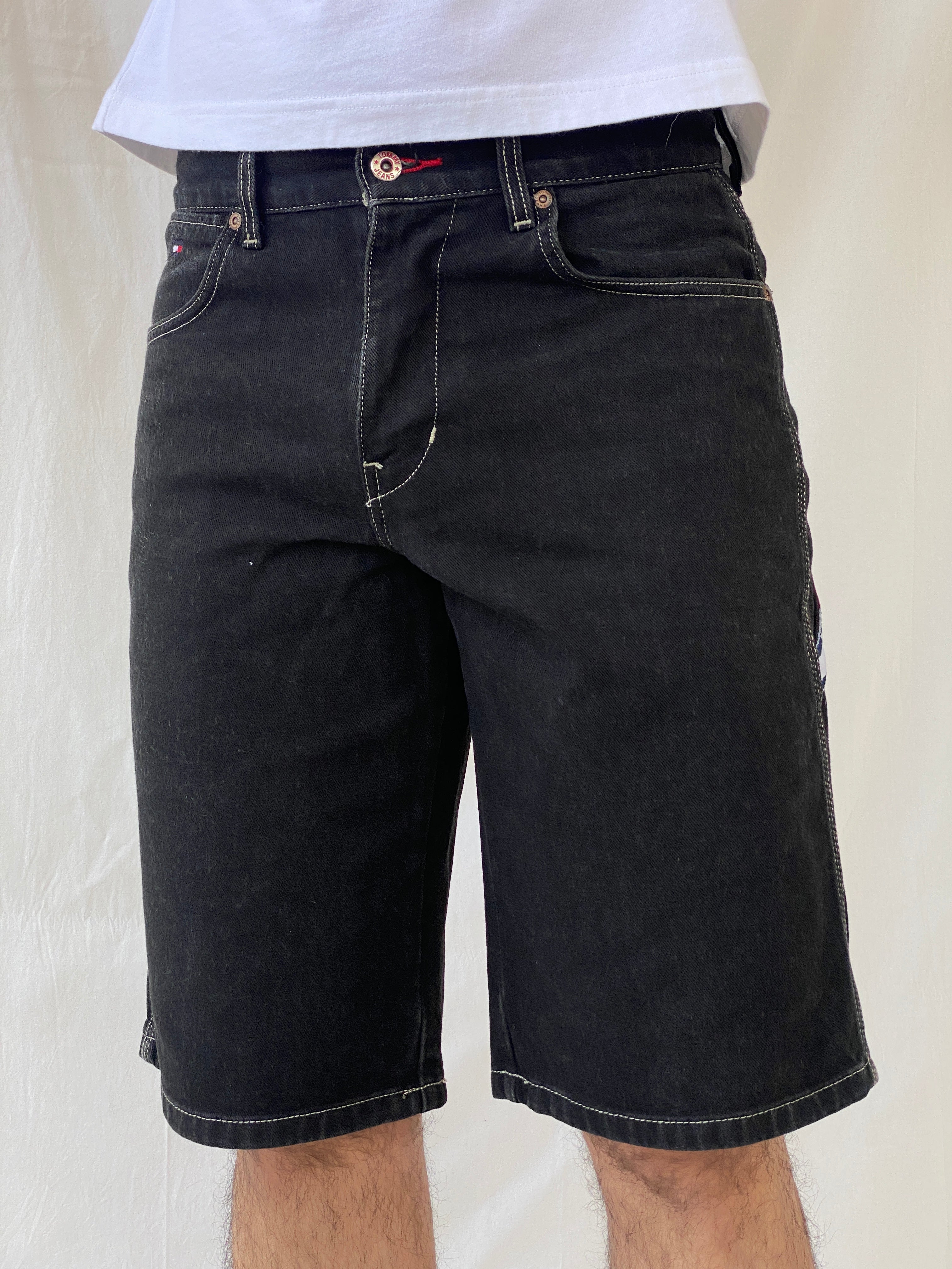 Vintage Y2K Tommy Jeans Hilfiger Black Carpenter Denim Shorts 2003 Baggy Hip Hop Jorts