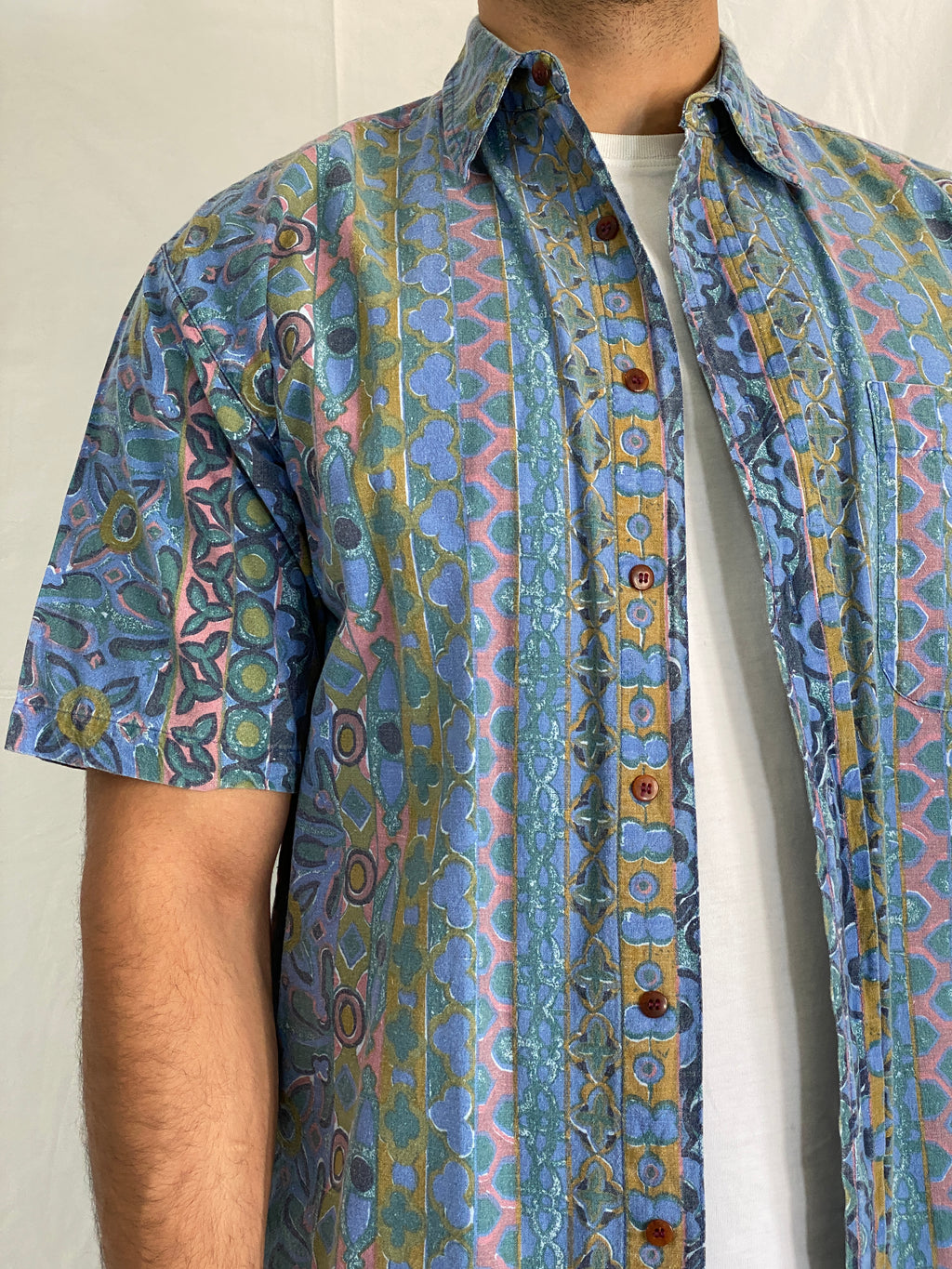 Vintage BADGE Short Sleeve Cotton Shirt Blue Geometric Print - M