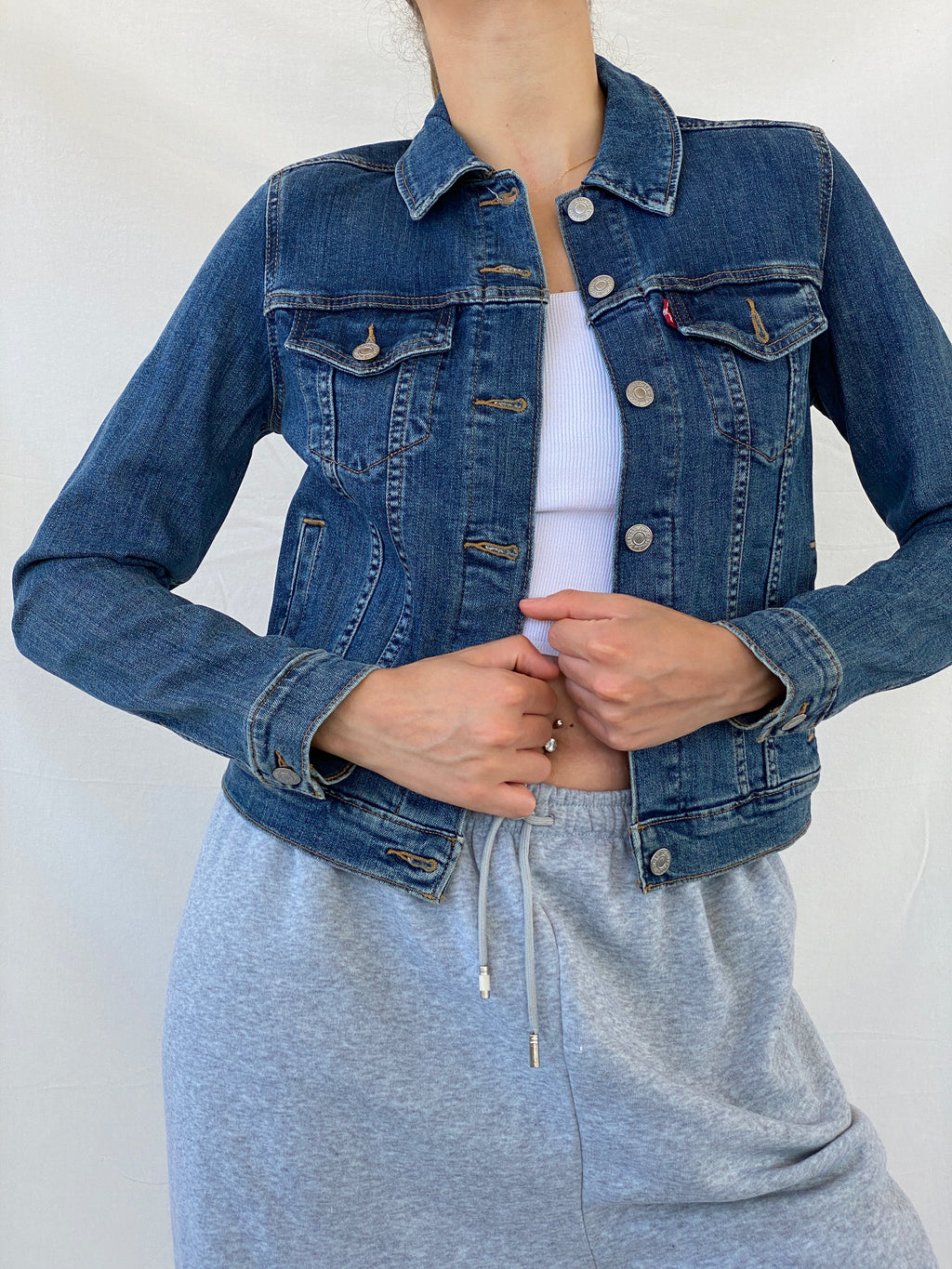 جاكيت جينز نسائي من ليفايس - مقاس صغير