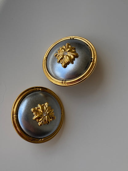 Vintage 1980s Two-Tone Silver Dome Gold Floral Rhinestone Centre Clip-On Earrings