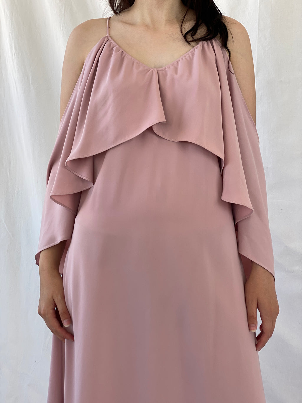 فستان زفاف جوفونا لندن وردي فاتح مكشوف الكتفين متوسط ​​الطول - مقاس صغير