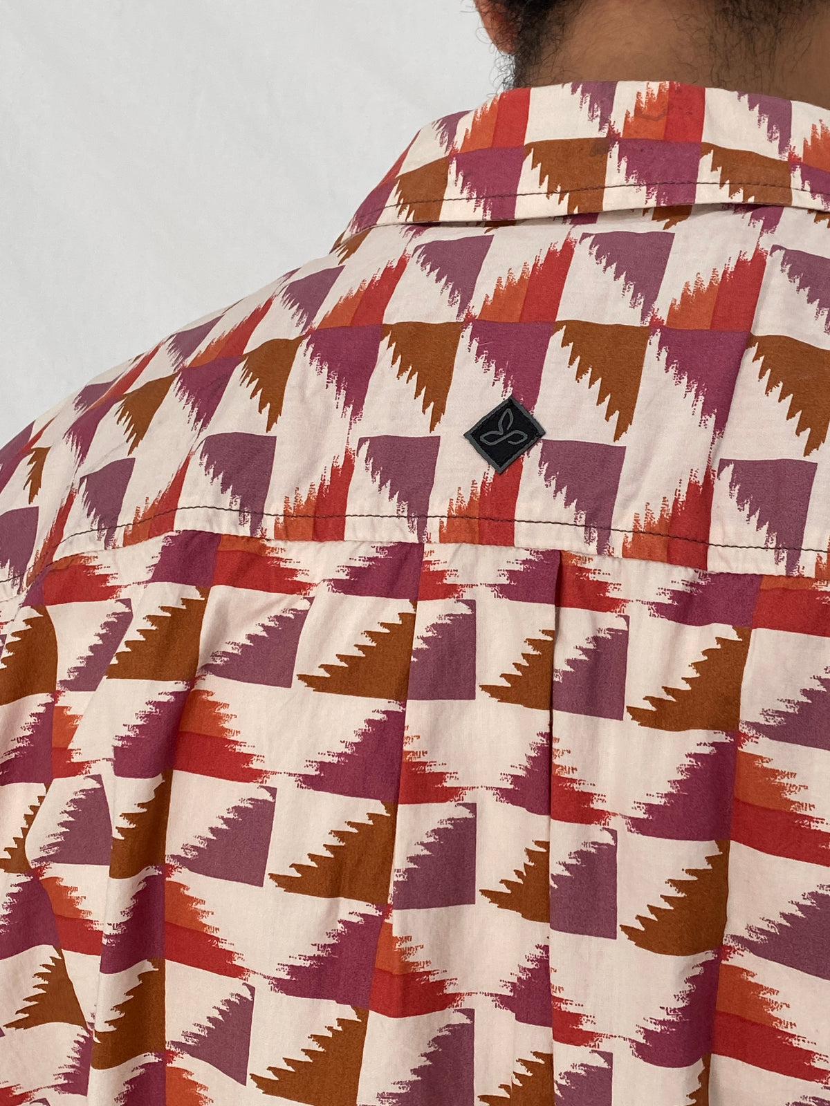 Prana Geometric Print Cotton Red Pink Abstract Short Sleeve Shirt – XL Prana Geometric Print Cotton Red Pink Abstract Short Sleeve Shirt – XL