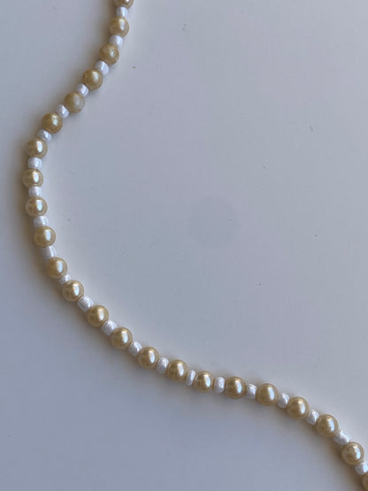 Vintage Y2K Cream & White Faux Pearl Long Strand Necklace with Gold-Tone Toggle Clasp