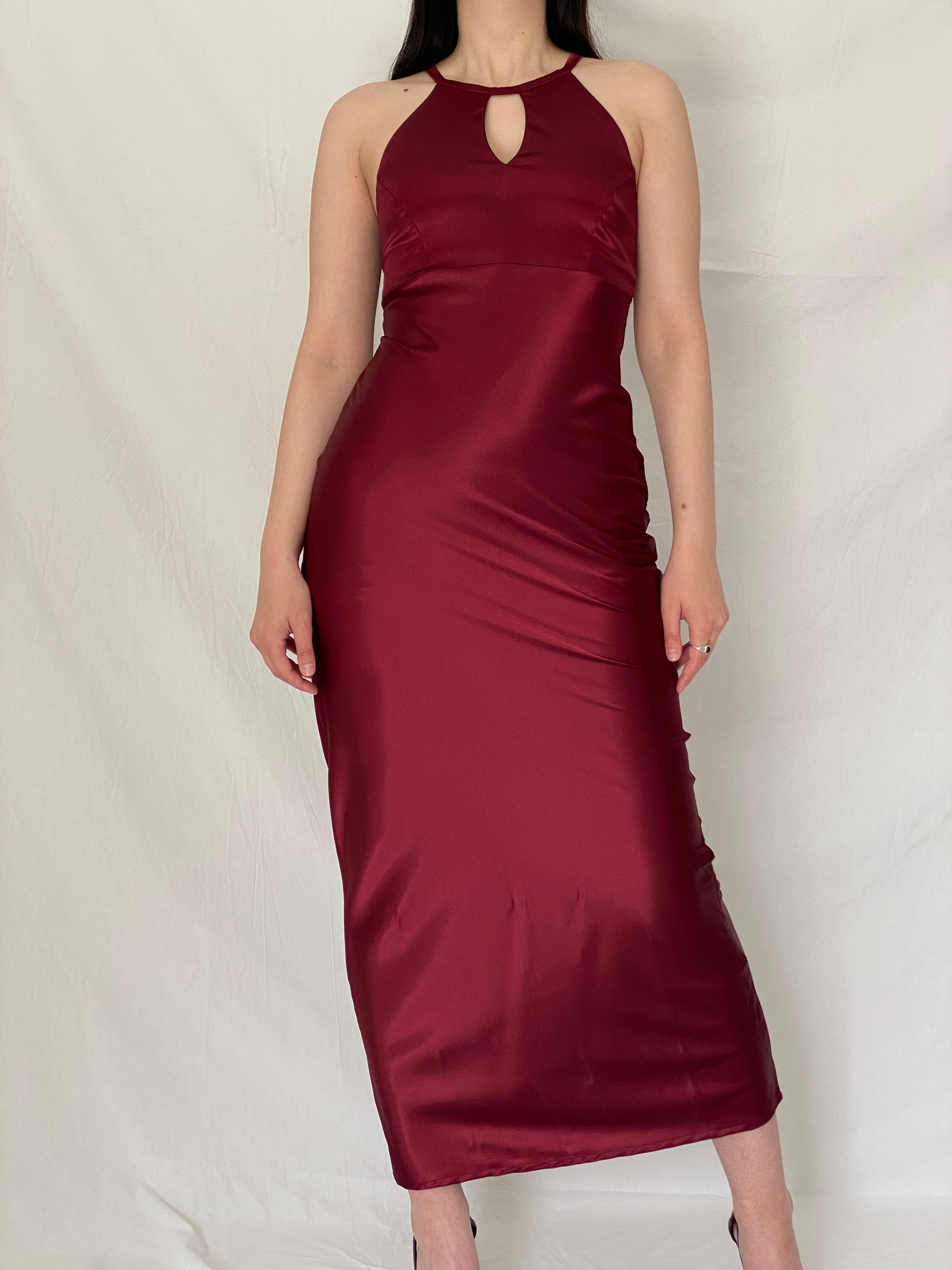 Hennes Collection Burgundy Satin Keyhole Halter Midaxi Dress - S Hennes Collection Burgundy Satin Keyhole Halter Midaxi Dress - S