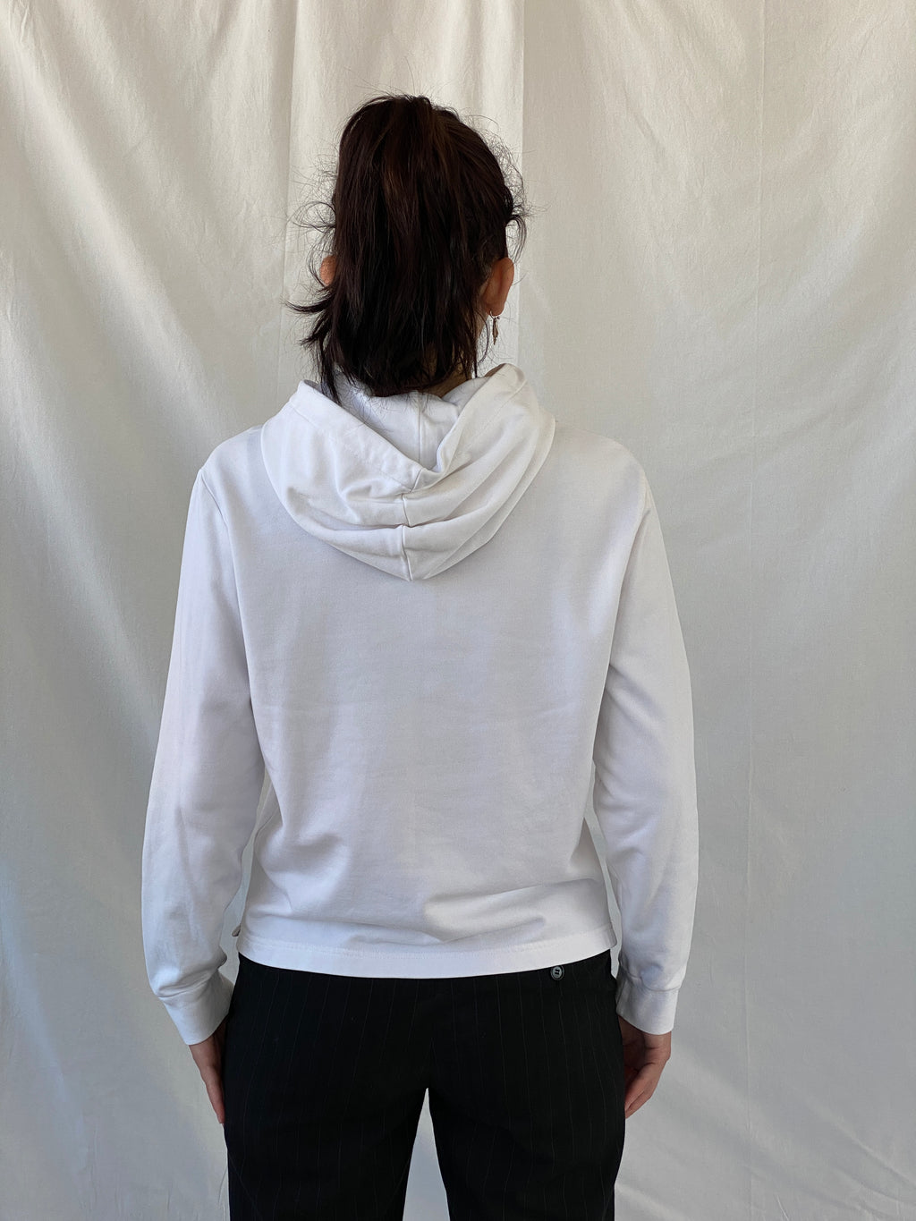 سويت شيرت بغطاء رأس نمر أبيض مطرز من كينزو باريس - مقاس صغير