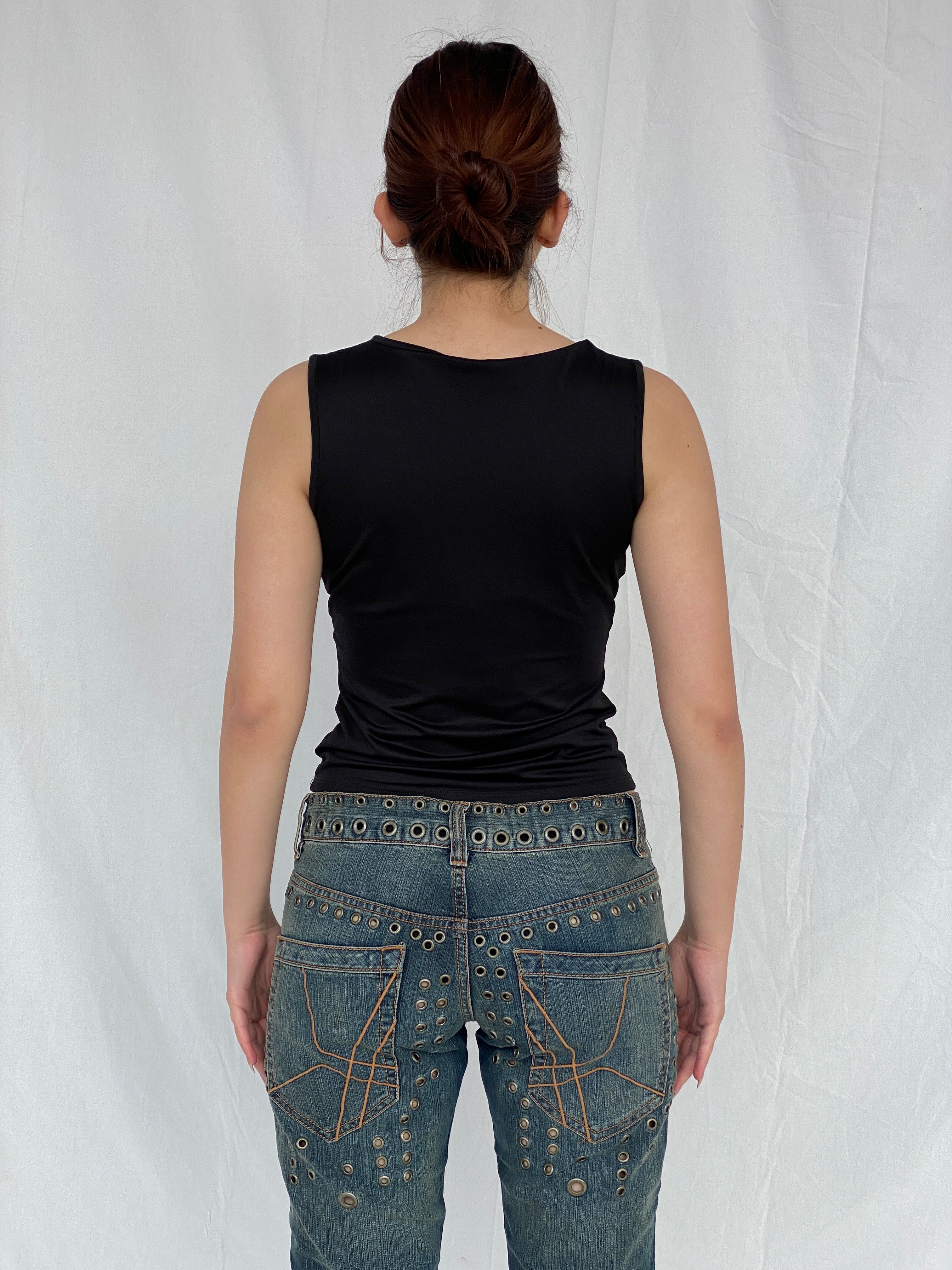 Vintage Women’s Black Sleeveless V-Neck Basic Top - M