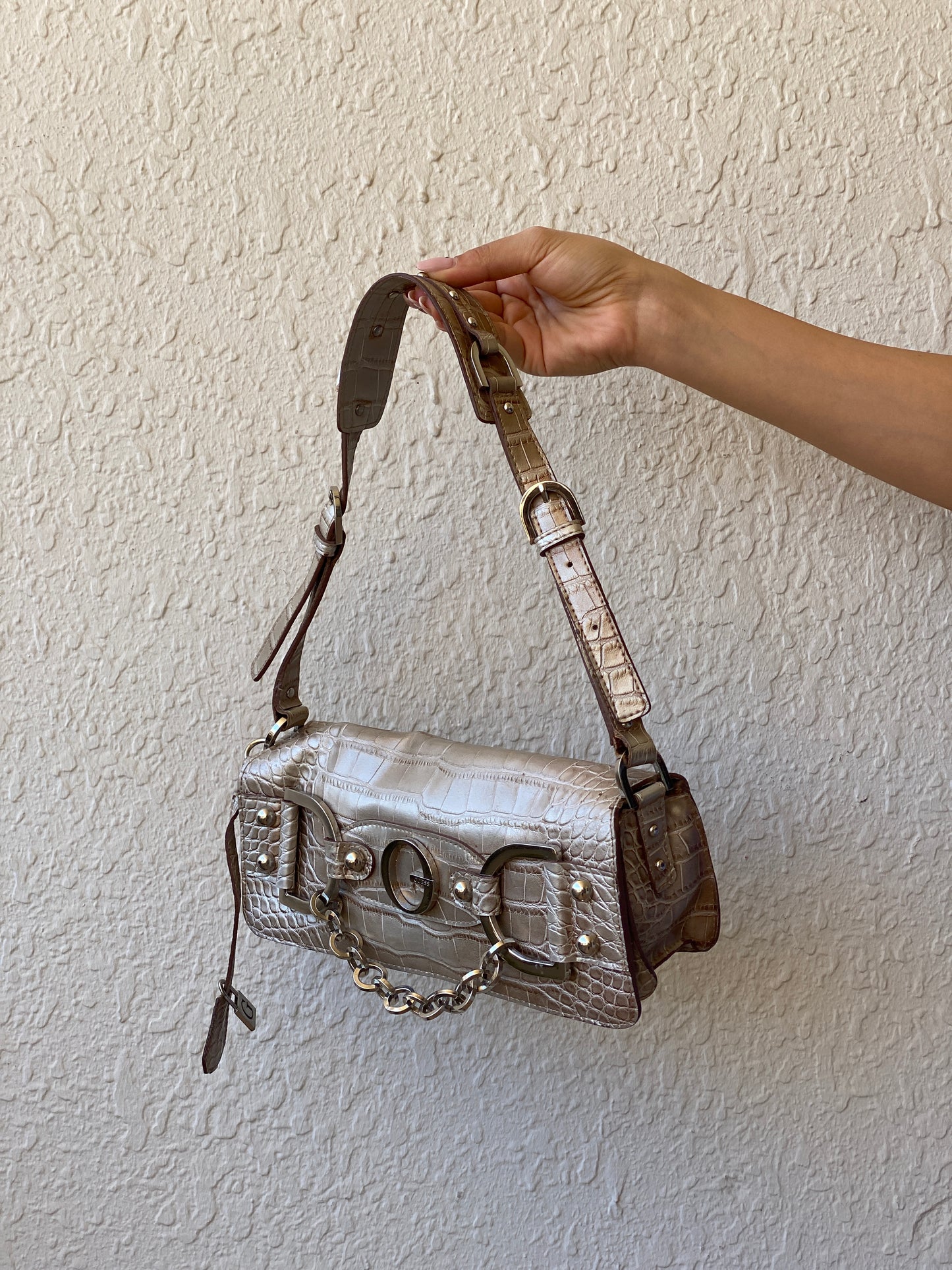 Vintage Y2K Guess Croc-Embossed Taupe Leather Shoulder Bag