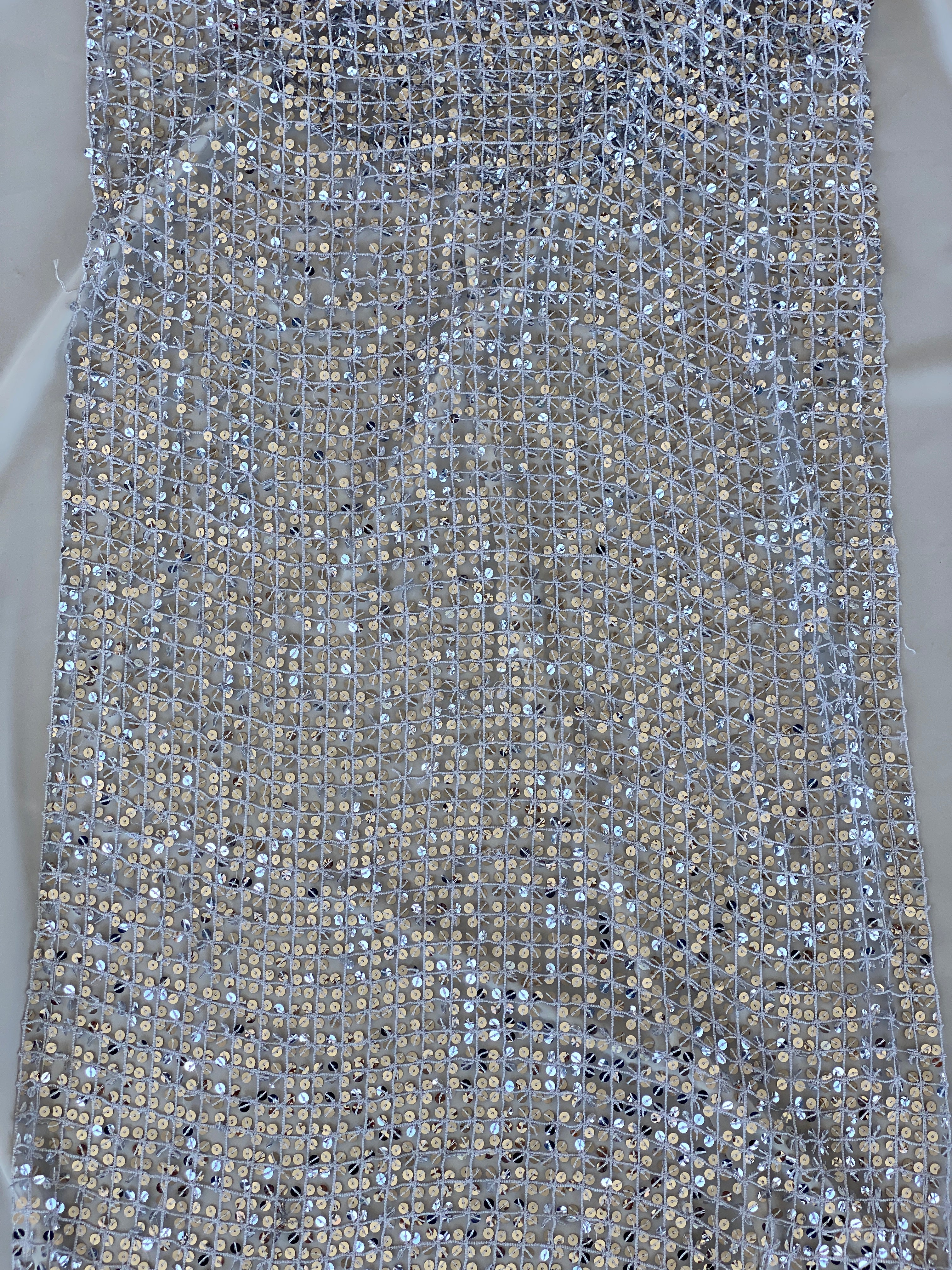 Caché Silver Sequin Mesh Evening Scarf Statement Party & Formal Accessory Metallic Wrap