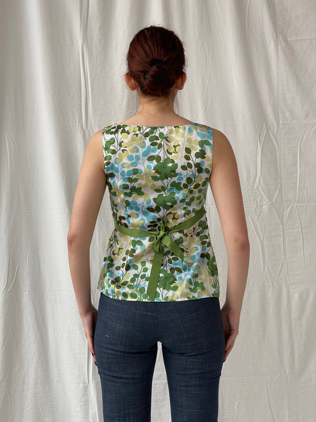 Ann Taylor LOFT Cottage Core Leaf Print Green Sleeveless Blouse - S