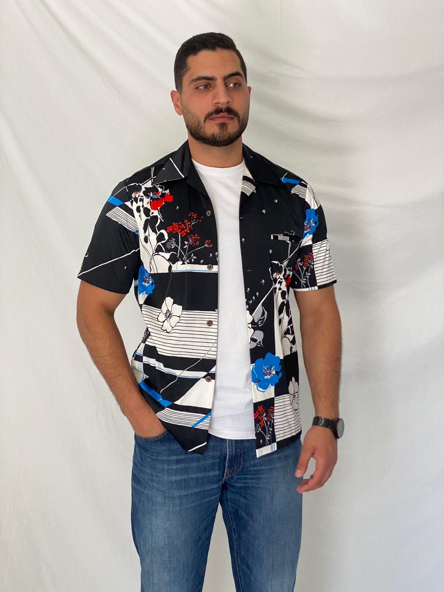 Vintage Napili Hawaii Black Floral Hawaiian Camp Collar Shirt – M