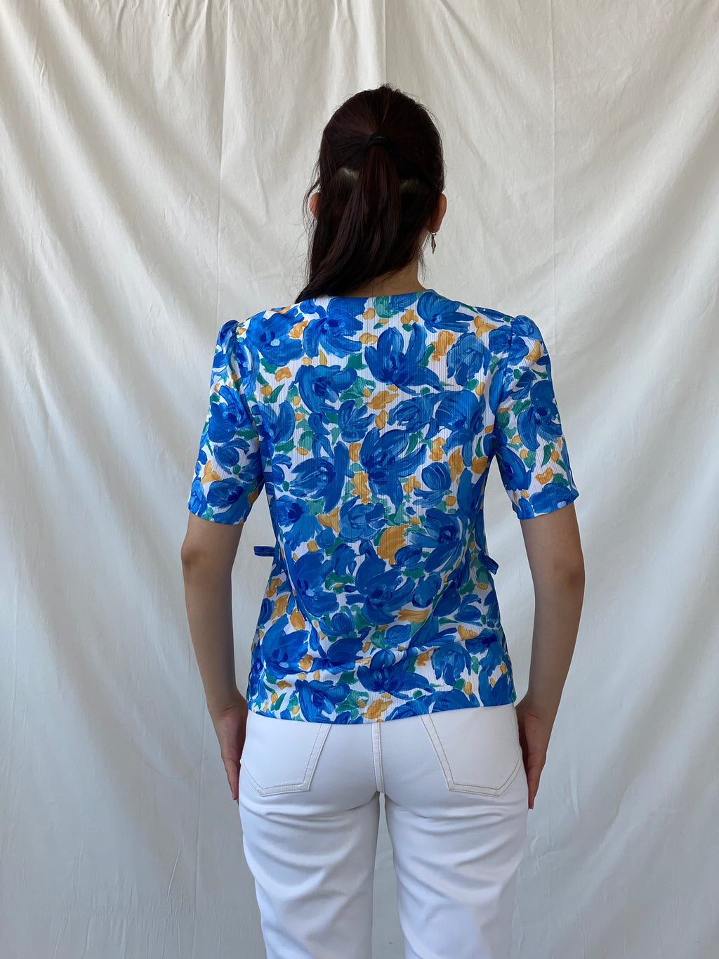 Elegant 90s Blue Orange Handmade Watercolor Floral Women’s Shirt - M