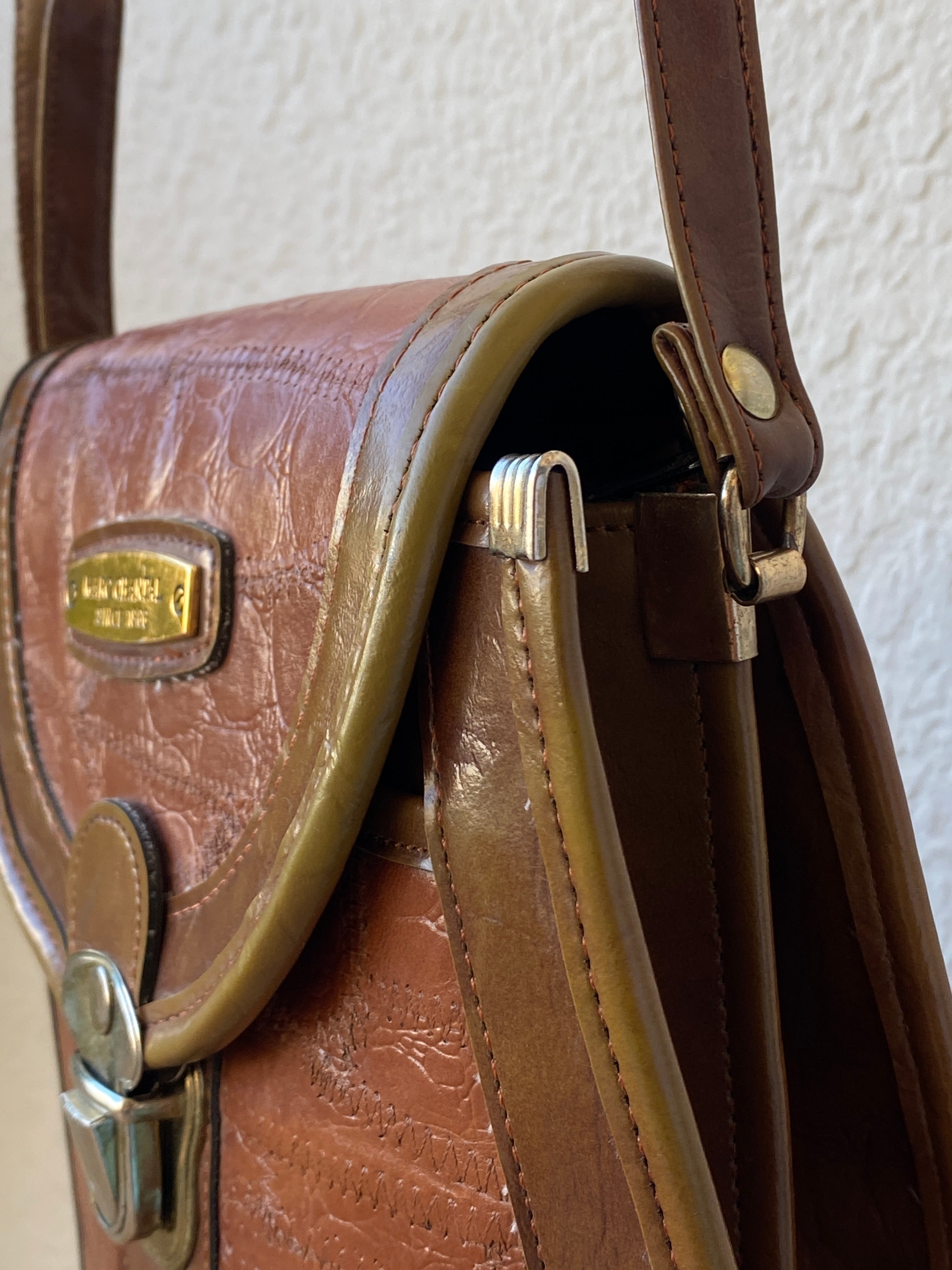 Vintage Marc Chantal Brown Leather Cross Body Bag