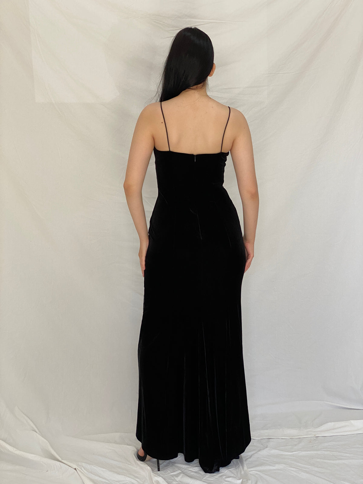 Vintage Betsey & Adam by Jaslene Black Velvet Beaded Illusion Evening Gown – S Vintage Betsey & Adam by Jaslene Black Velvet Beaded Illusion Evening Gown – S