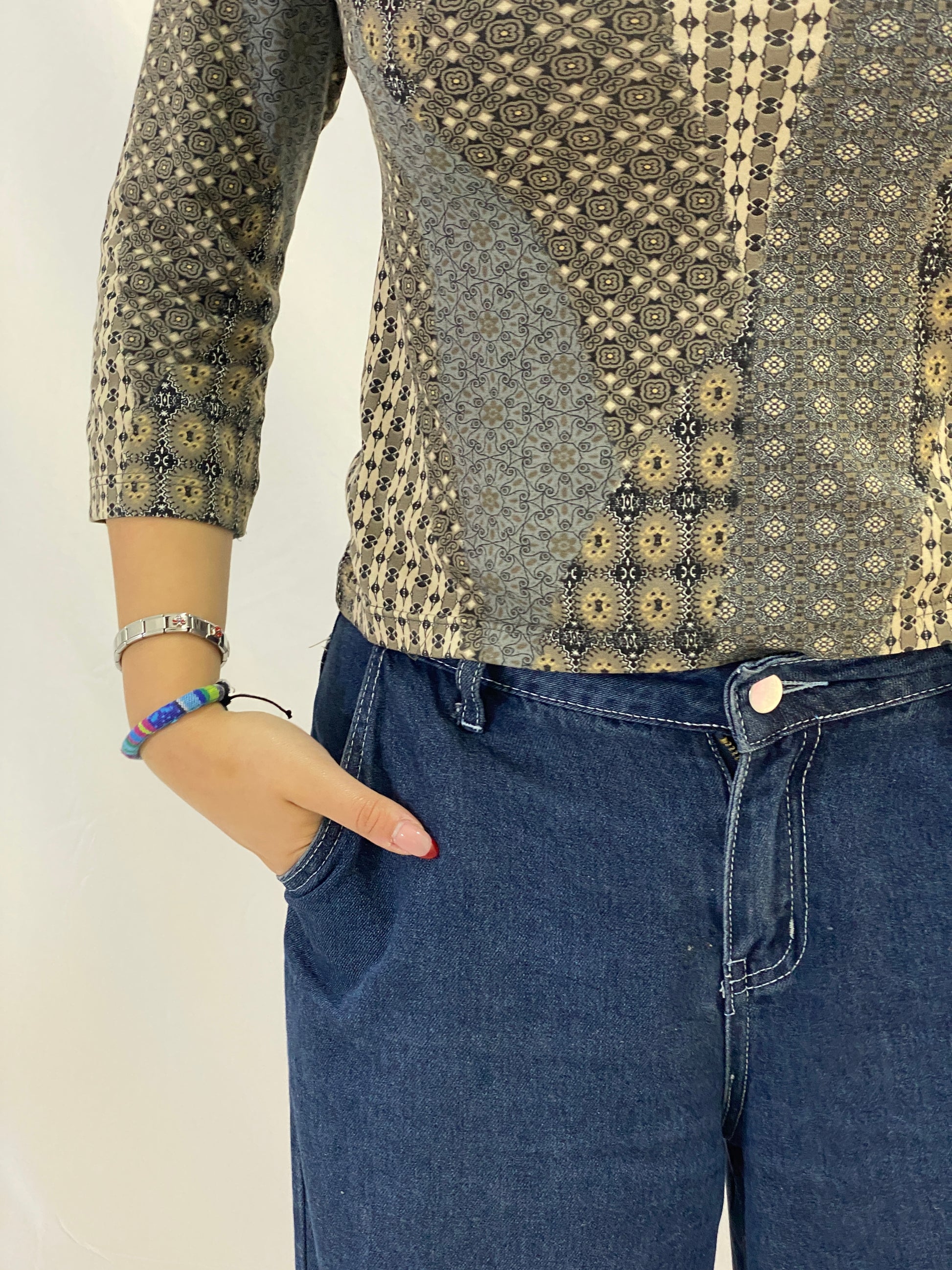 Vintage Aquarelle Patchwork Print 3/4 Sleeve Stretch Top - Neutral Brown & Olive - M Vintage Aquarelle Patchwork Print 3/4 Sleeve Stretch Top - Neutral Brown & Olive - M