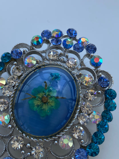 Elegant Vintage Silver Toned Brooch With Blue Rhinestones