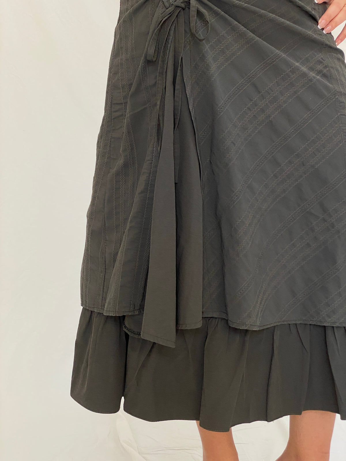 Y2K Whimsigoth Olive Green Ruched Layered Utility Midi Skirt – L Y2K Whimsigoth Olive Green Ruched Layered Utility Midi Skirt – L