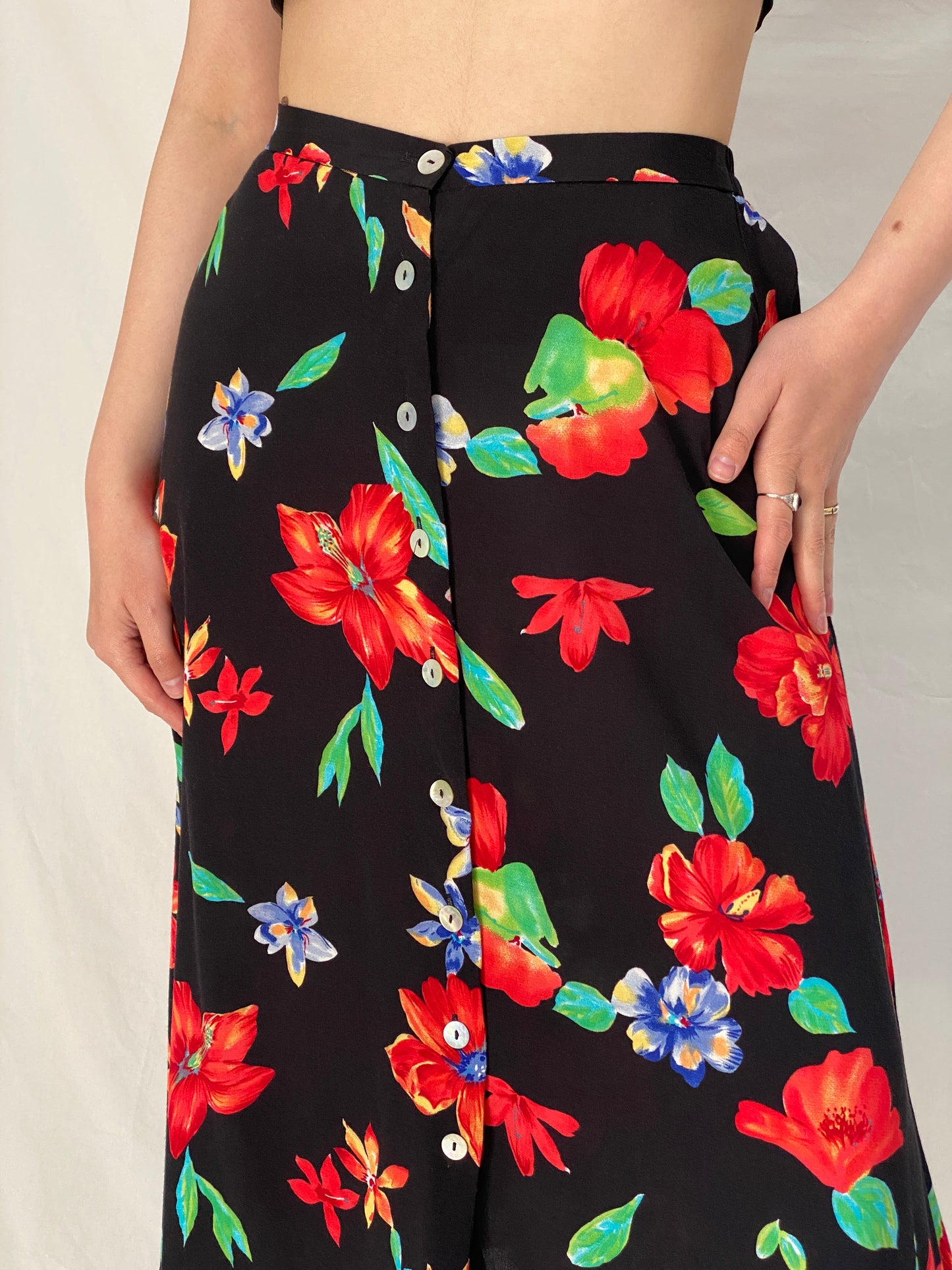 90s Worthington Black Floral Rayon Button Front A-Line Midi Skirt - S