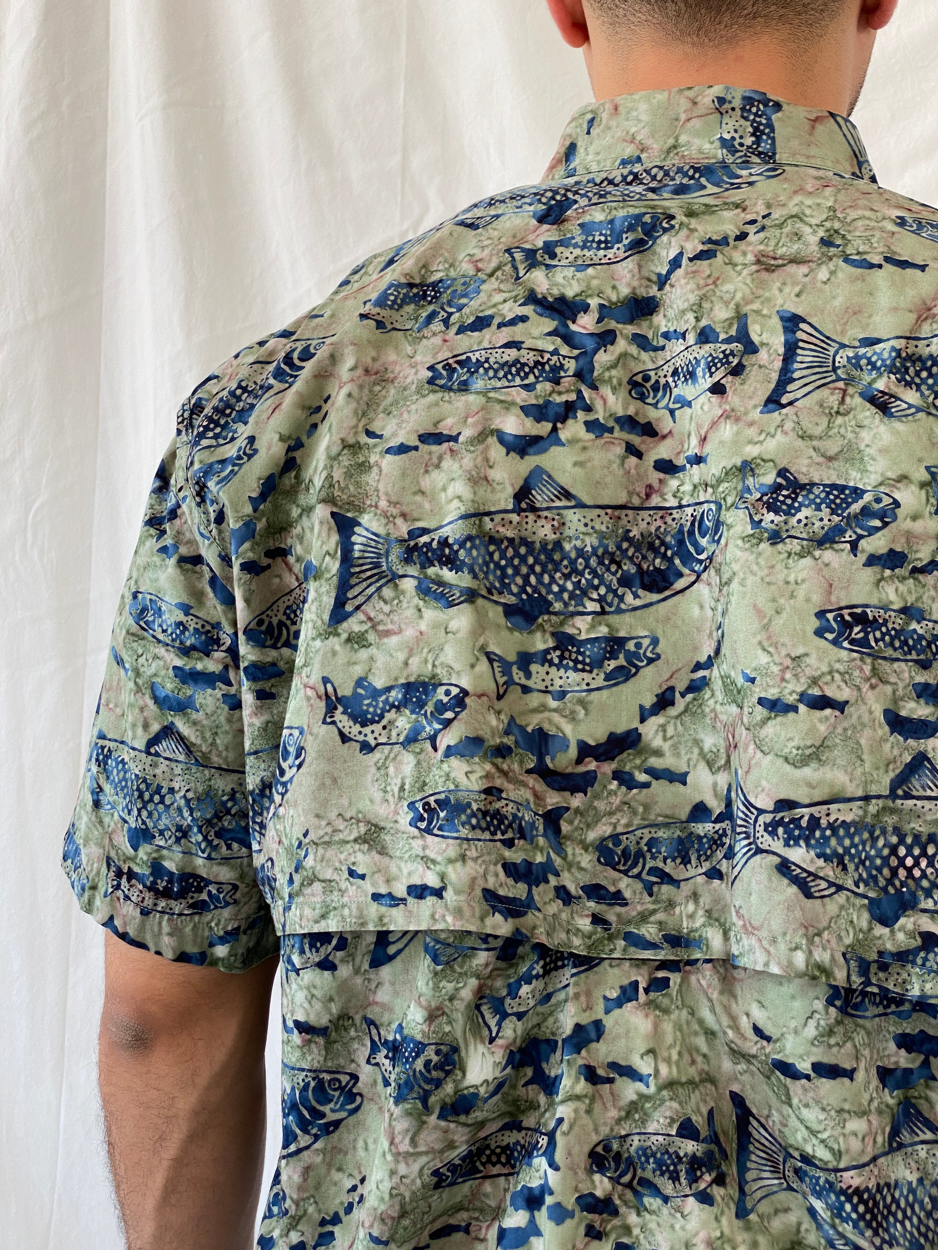 Redington Men’s Short Sleeve Tie Dye Green Fishing Button Up Fish Print Shirt - L