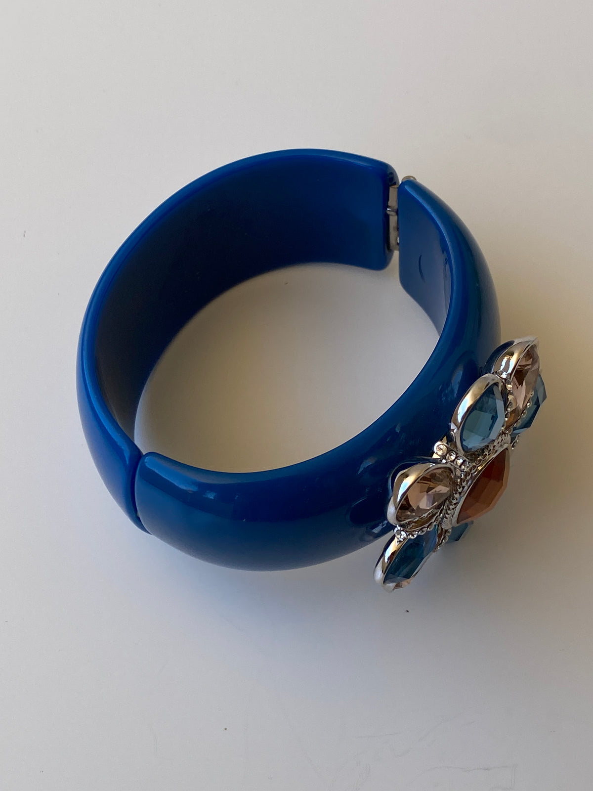 Y2K Cobalt Blue Rhinestone Flower Hinge Cuff Bracelet Chunky Bangle Y2K Cobalt Blue Rhinestone Flower Hinge Cuff Bracelet Chunky Bangle