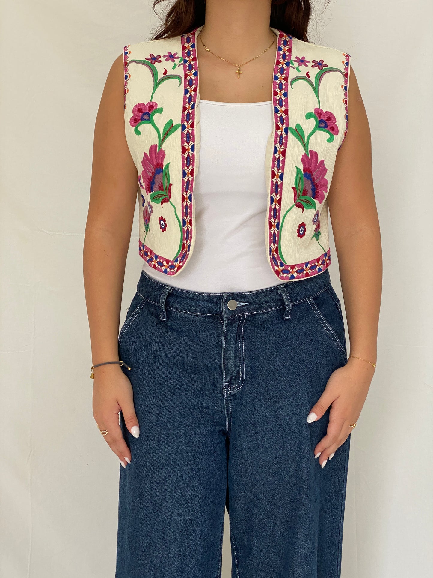 Vintage Beige Pink Floral Folk Embroidered Vest - M
