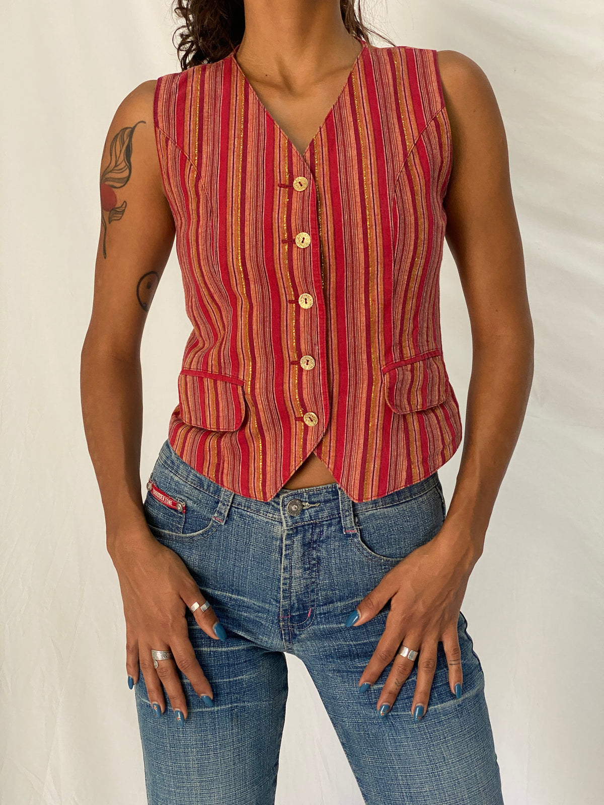 Vintage Y2K Petite Sophisticate Red Metallic Striped Cotton Blend Waistcoat Vest - S Vintage Y2K Petite Sophisticate Red Metallic Striped Cotton Blend Waistcoat Vest - S