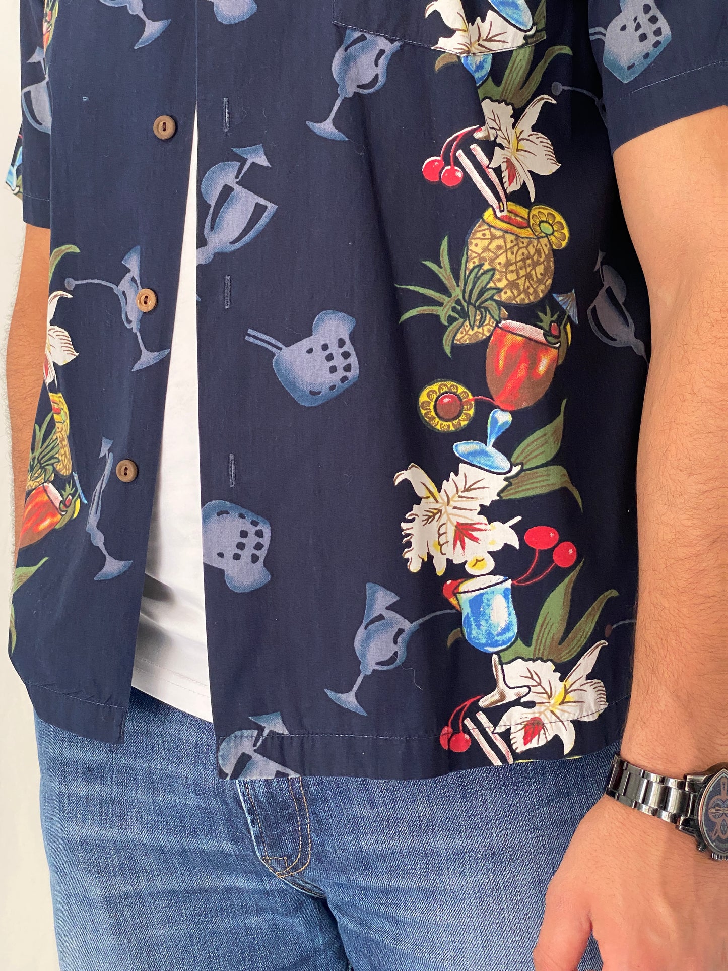 Vintage Steve & Barry’s Classic Hawaiian Navy Cocktail Print Camp Shirt - M