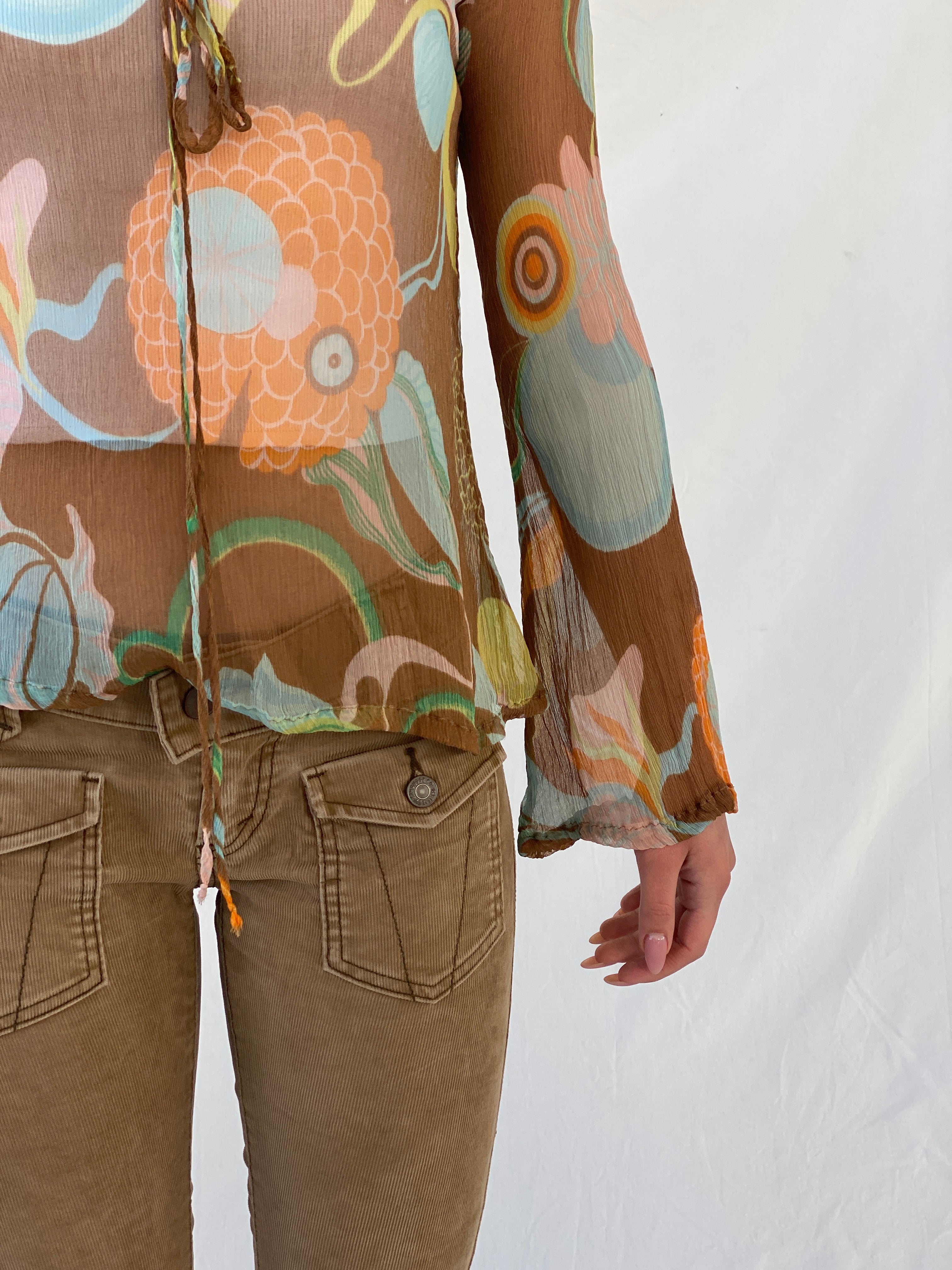 بلوزة حرير نسائية شفافة بأكمام كاملة بتصميم 60s من Miss Sixty Y2K - مقاس XS