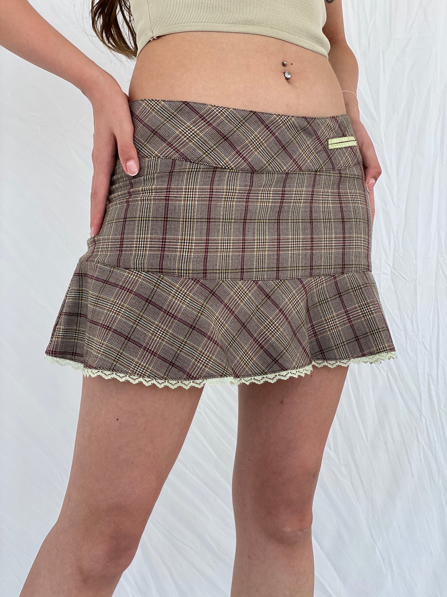 Y2K Plaid Pleated XOXO Brown and Pink Mini Skirt with Lace Trim - S