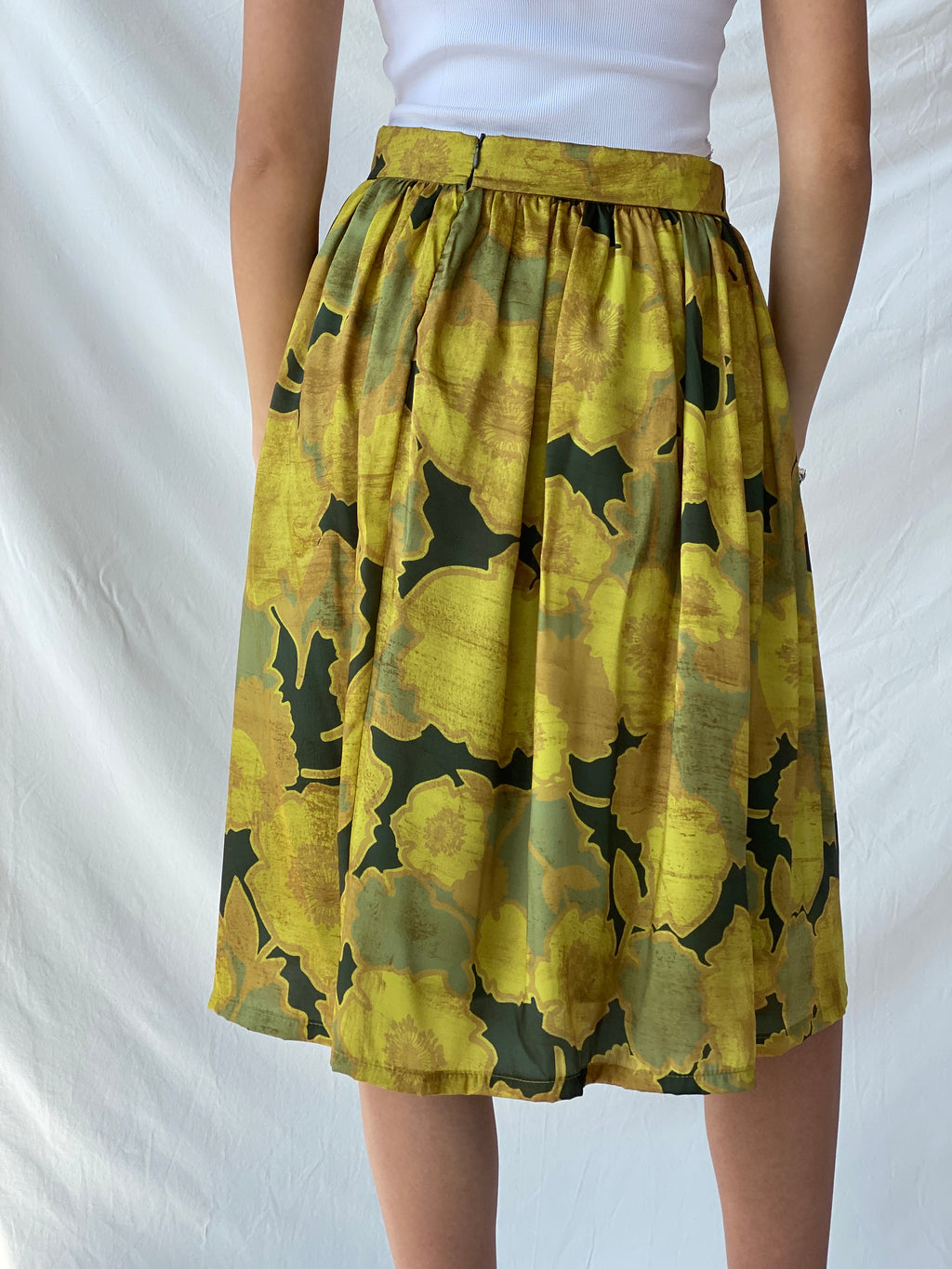 Beautiful La Fée Maraboutée Yellow & Green Floral Midi Skirt - M