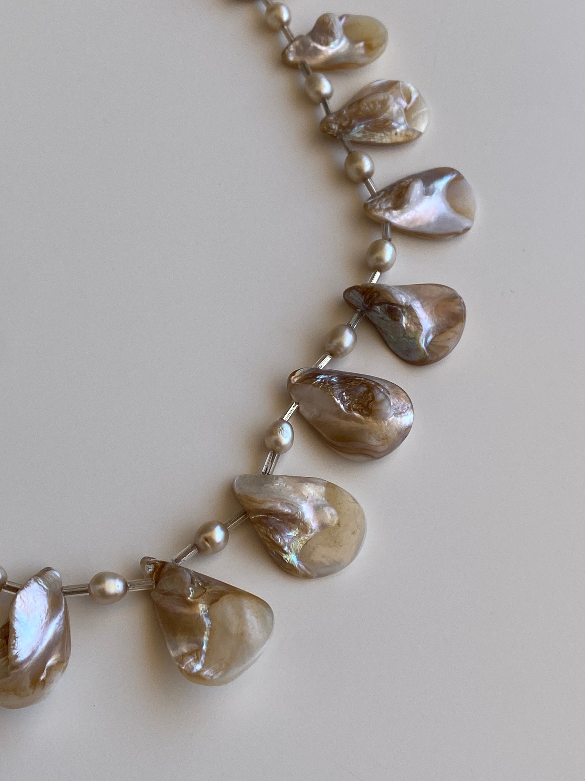 Vintage Mother of Pearl Shell & Faux Pearl Statement Choker Necklace Vintage Mother of Pearl Shell & Faux Pearl Statement Choker Necklace