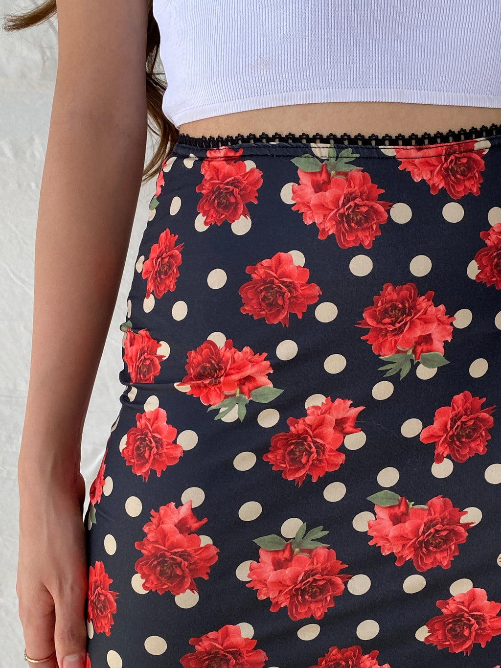 تنورة متوسطة الطول بنقشة زهور ونقاط بولكا من مجموعة Vintage 90s Elite Club - مقاس M