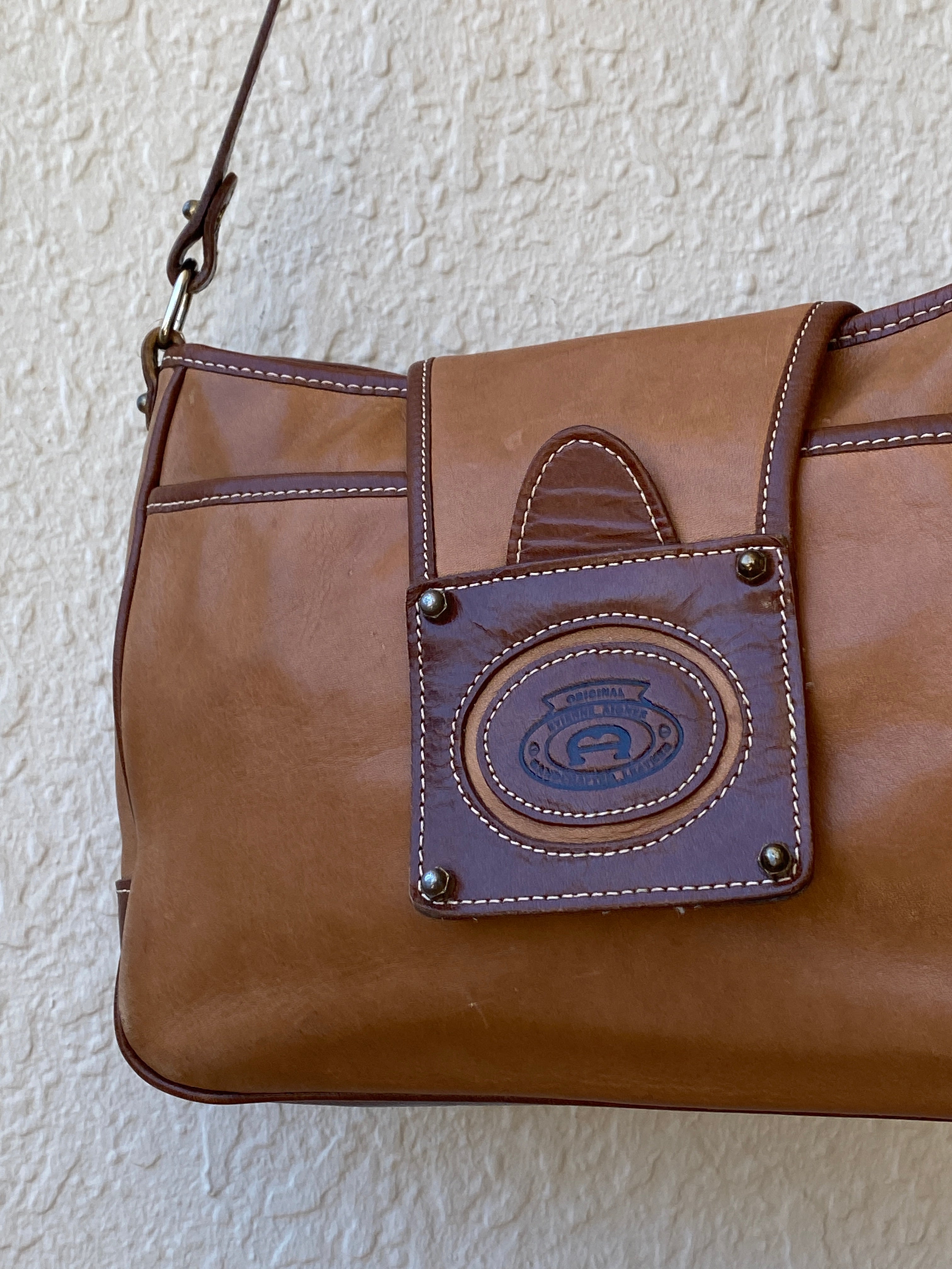 Vintage Etienne Aigner Genuine Leather Shoulder Bag Two-Tone Saddle Brown Purse