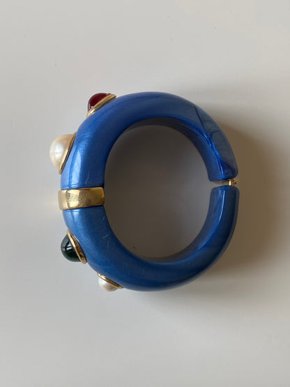 Rare Collectable Vintage 70s Trifari Kunio Matsumoto Blue Lucite Cabochon Bangle Bracelet