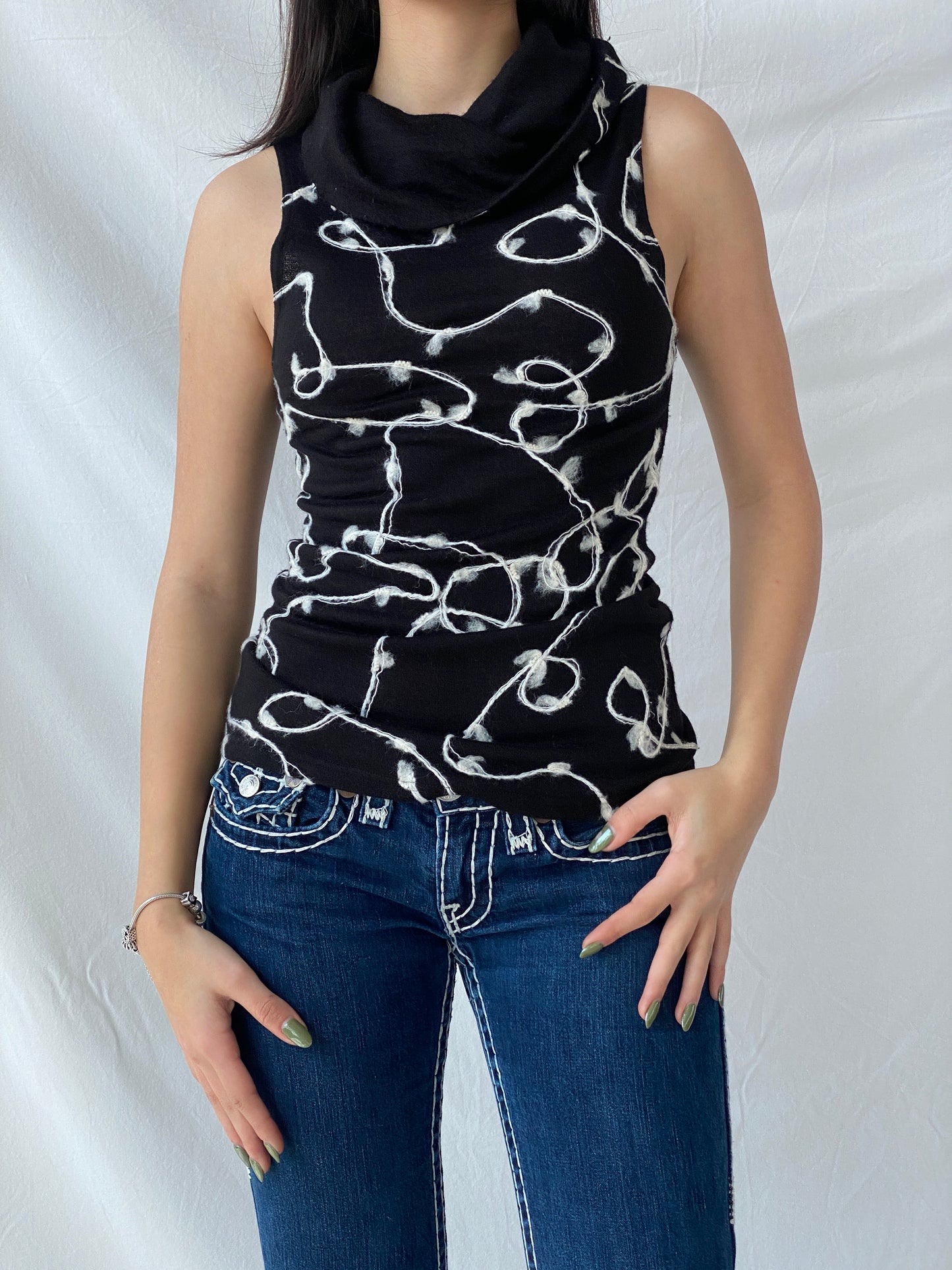 Y2K Black Turtle Neck Sleeveless Abstract Wool Embroidery Top - S