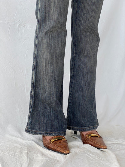 Vintage Low Waisted Lee Flare Jeans