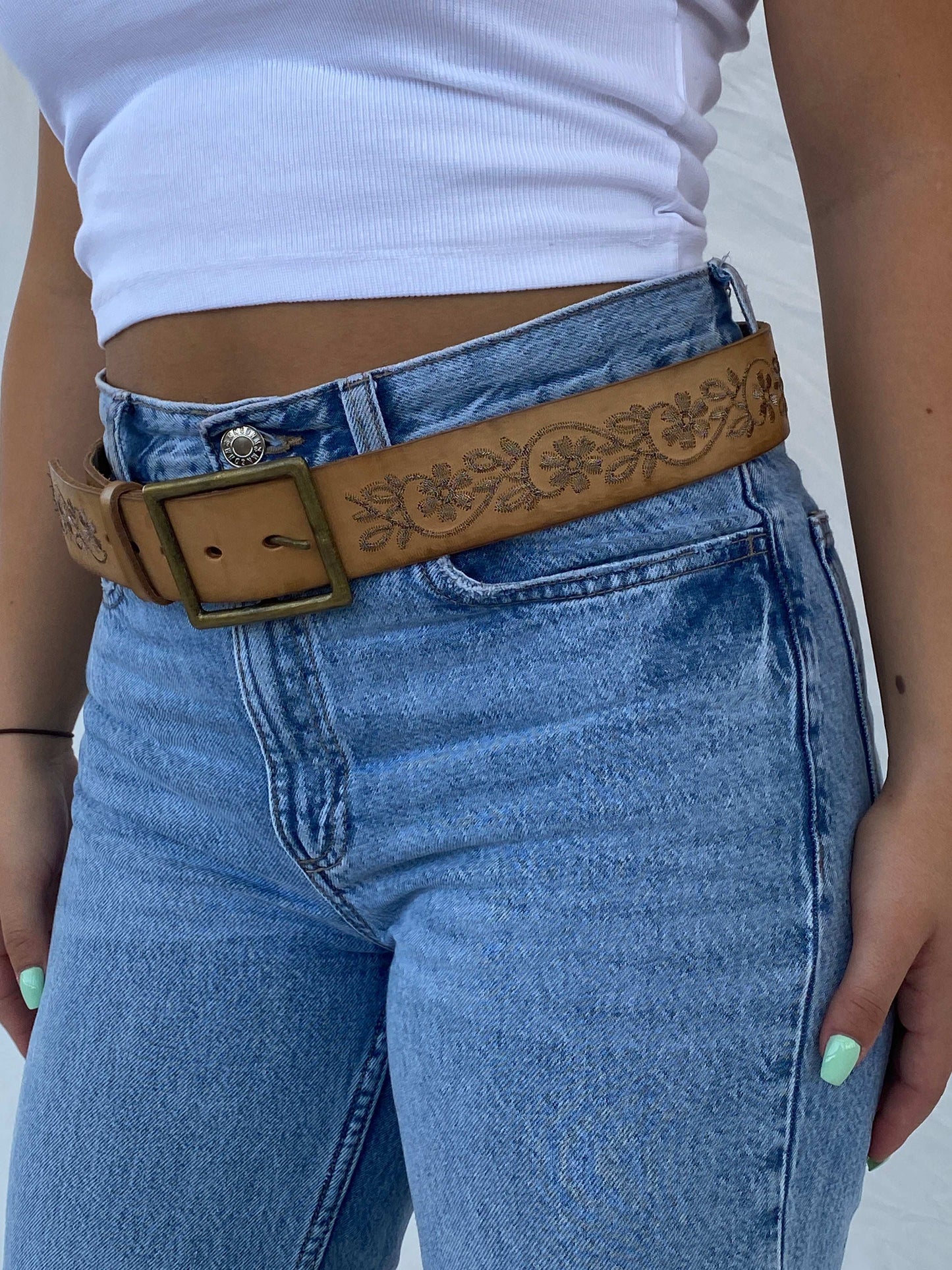 Vintage Western Style Cowboy Floral Embroidered Beige Belt - Balagan Vintage 80s, belt, cowboy, Lana, NEW IN