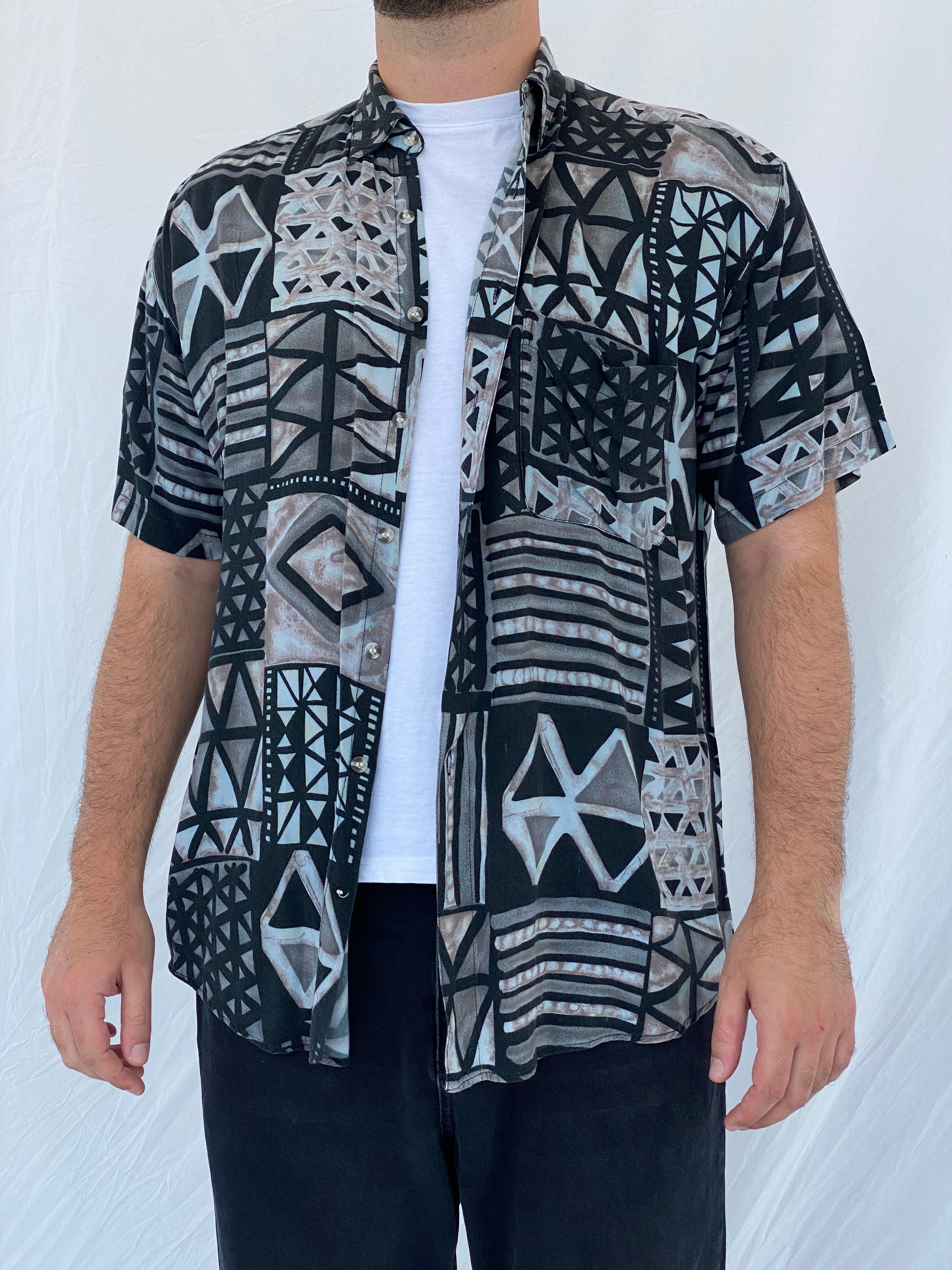 Vintage Toby Lee TL Geometric Print Black and Gray Shirt - L