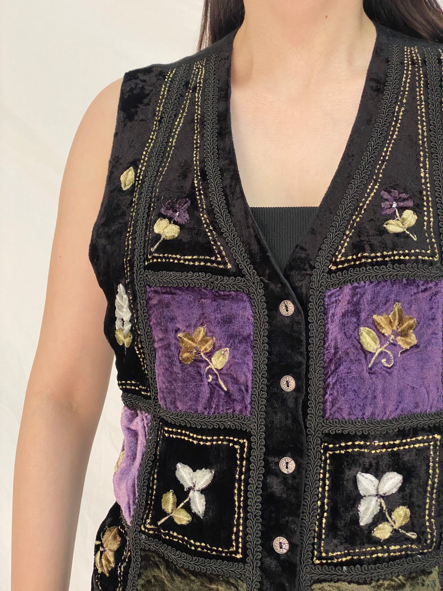 Vintage White Stag Black Velvet Patchwork Embroidered Whimsy Grunge Vest – L