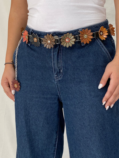 Vintage Leather Flower Chain Belt Boho Y2K Daisy Waist Belt with Dangling Charm