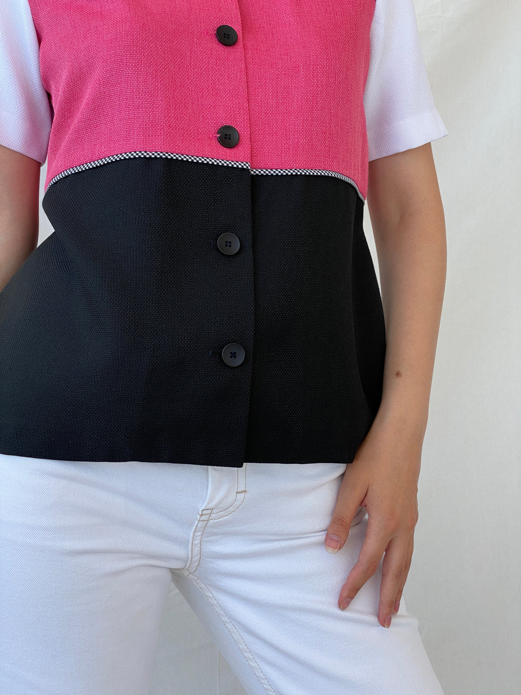 Vintage 90s Alfred Dunner White Pink Black Striped Women’s Padded Short Sleeve Heavy Shirt - M