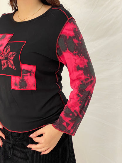 Vintage La Mode Est A Vous Black & Red Tie-Dye Star Patch Long Sleeve Top – L