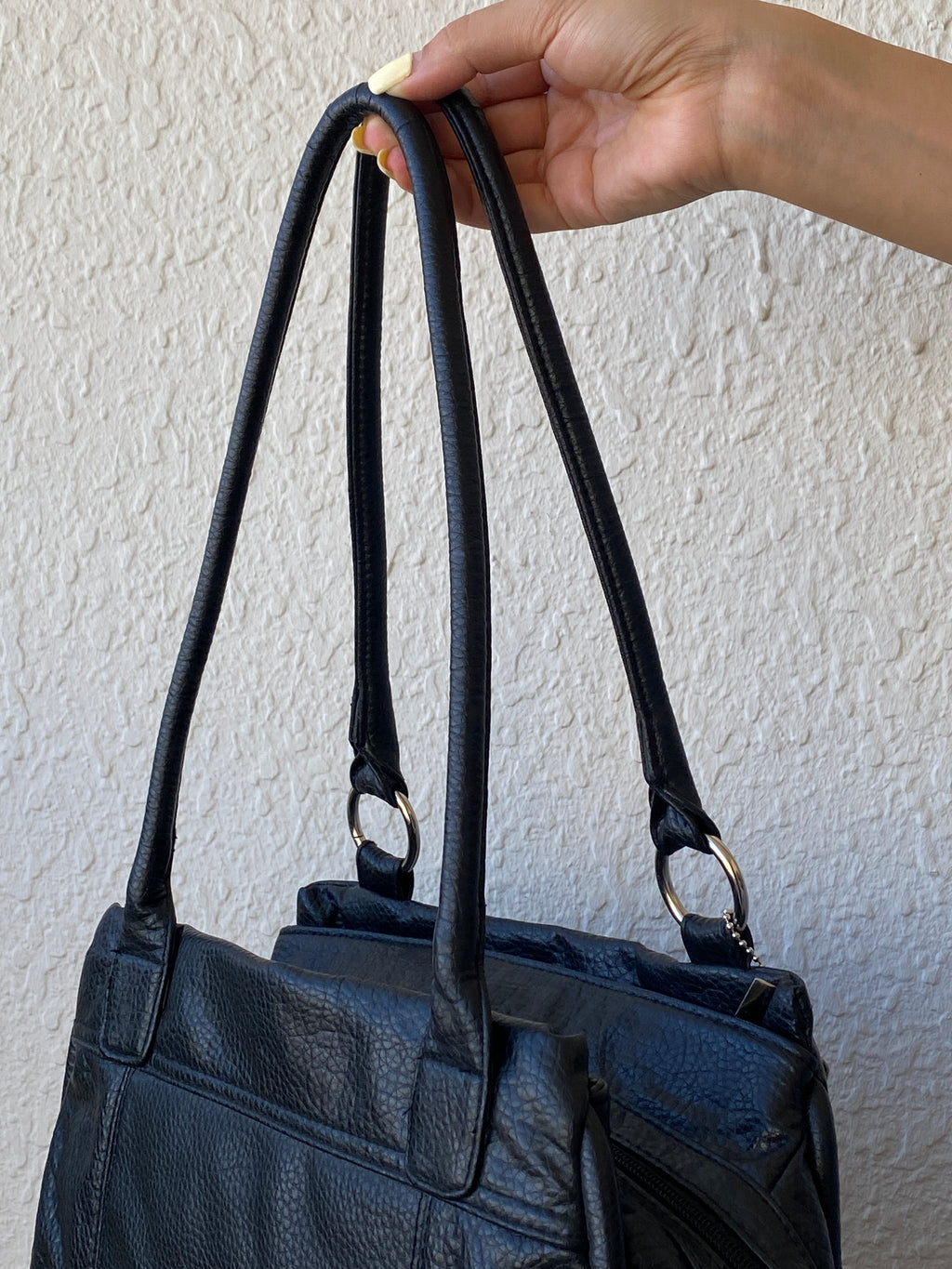 Black Genuine Leather Shoulder Bag – Spacious Everyday Tote with Multiple Pockets