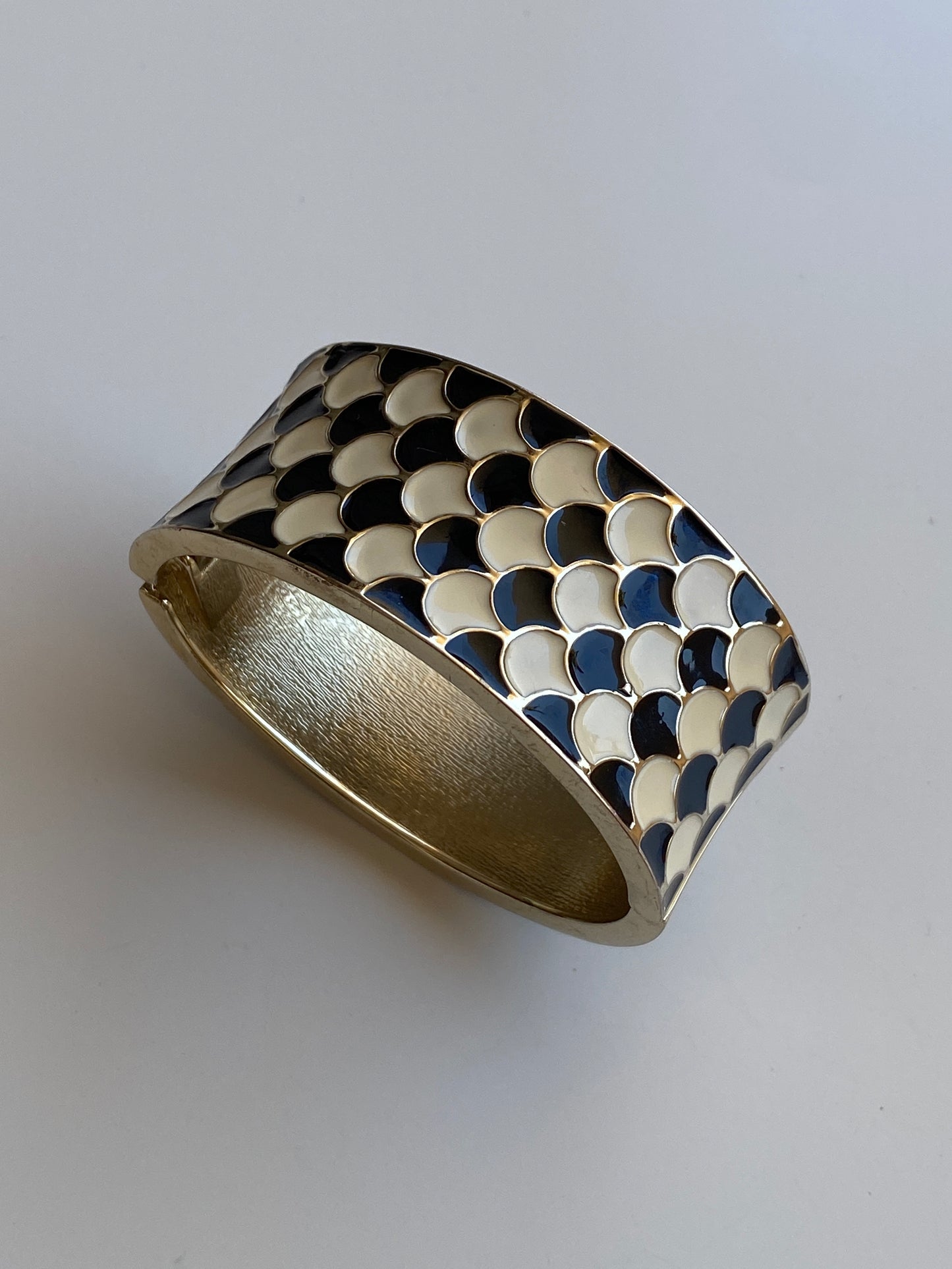 Vintage Black & Ivory Enamel Gold Tone Hinged Wide Cuff Bracelet