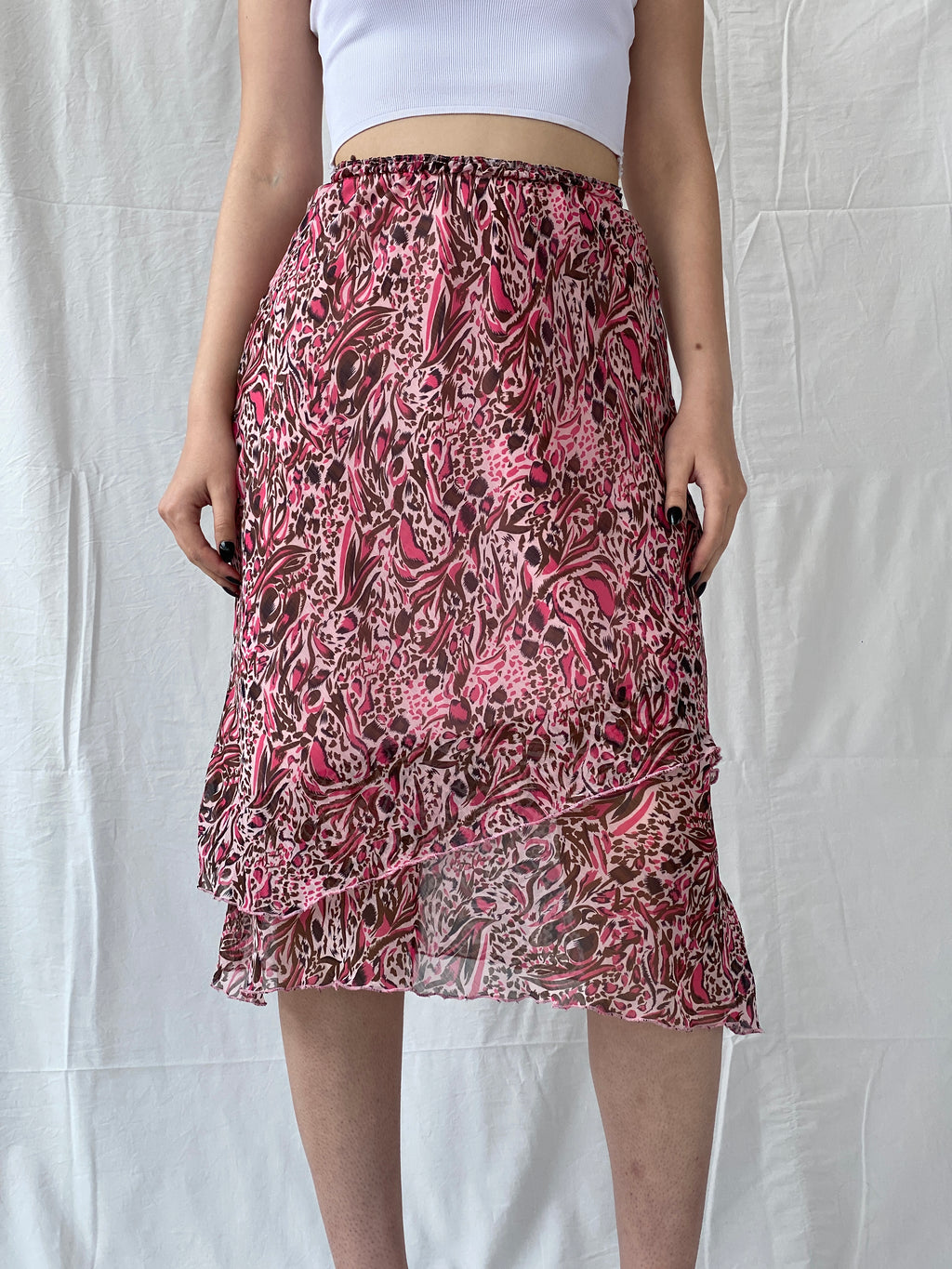 تنورة متوسطة الطول غير متماثلة الطبقات بطبعة حيوانية باللون الوردي والبني من Y2K iNfiNiTY للنساء - مقاس صغير