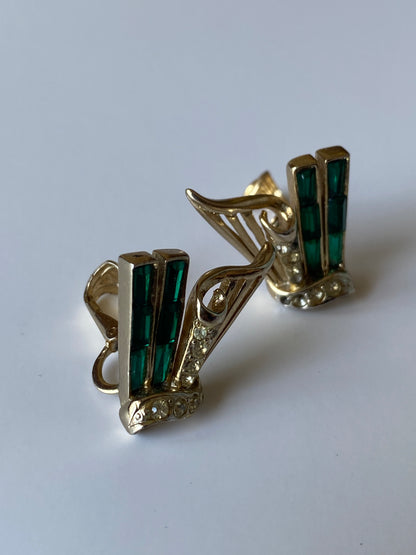 Vintage 1980s Sioux Zanne Messix Faux Pearl Gold Tone Drop Clip-On Earrings