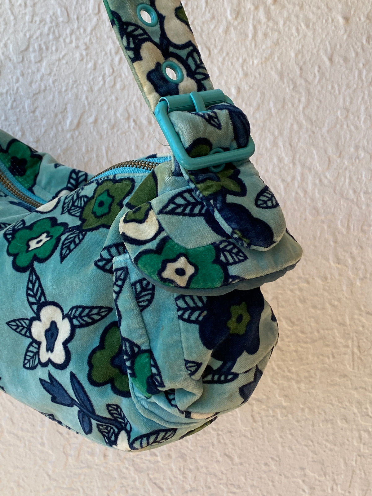 Vintage Y2K GAP Aqua Floral Velvet Shoulder Bag Soft Velour Baguette Purse Vintage Y2K GAP Aqua Floral Velvet Shoulder Bag Soft Velour Baguette Purse